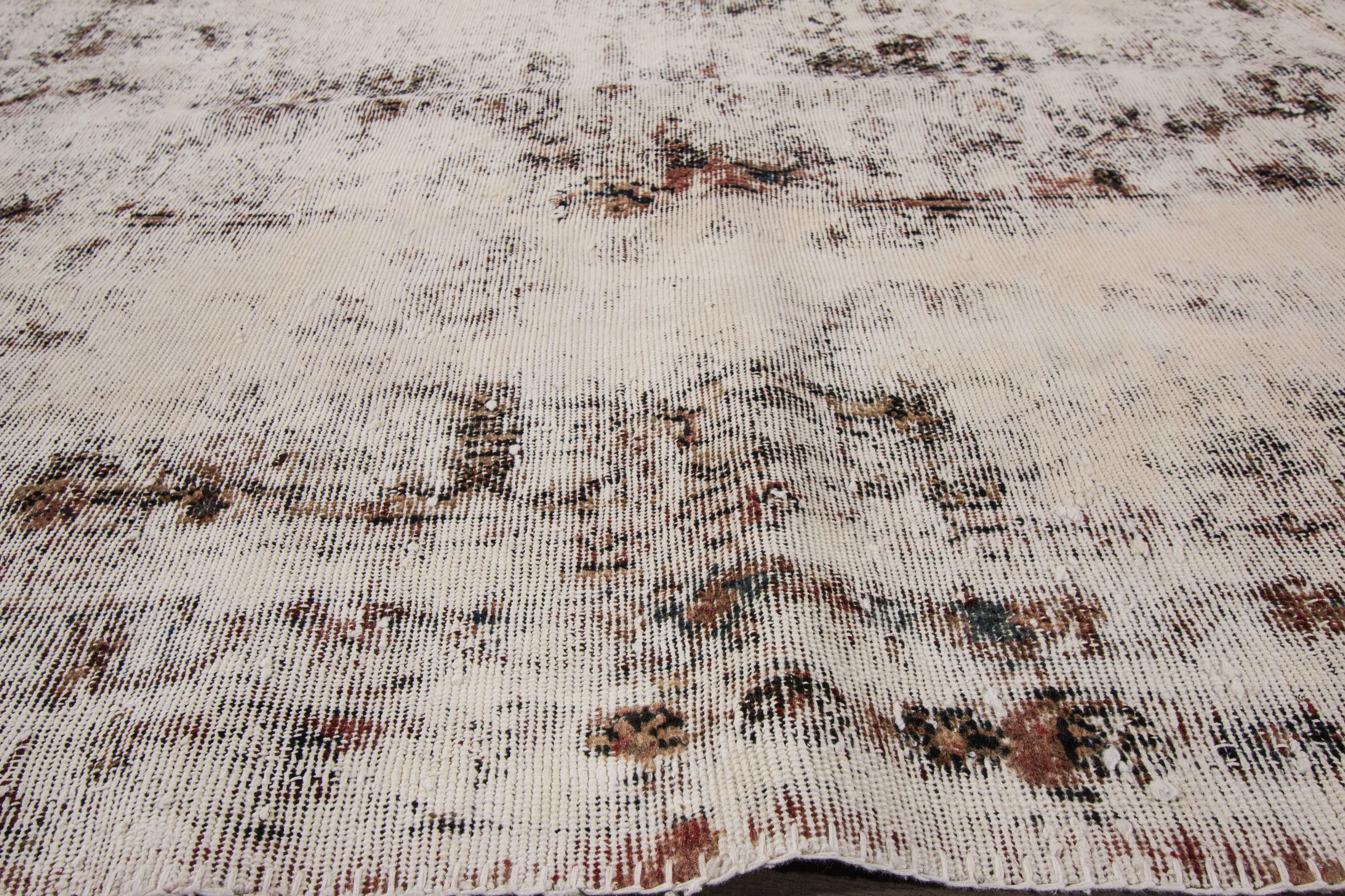 Alfombra vintage de lana oxidada teñida a mano Islámico en venta