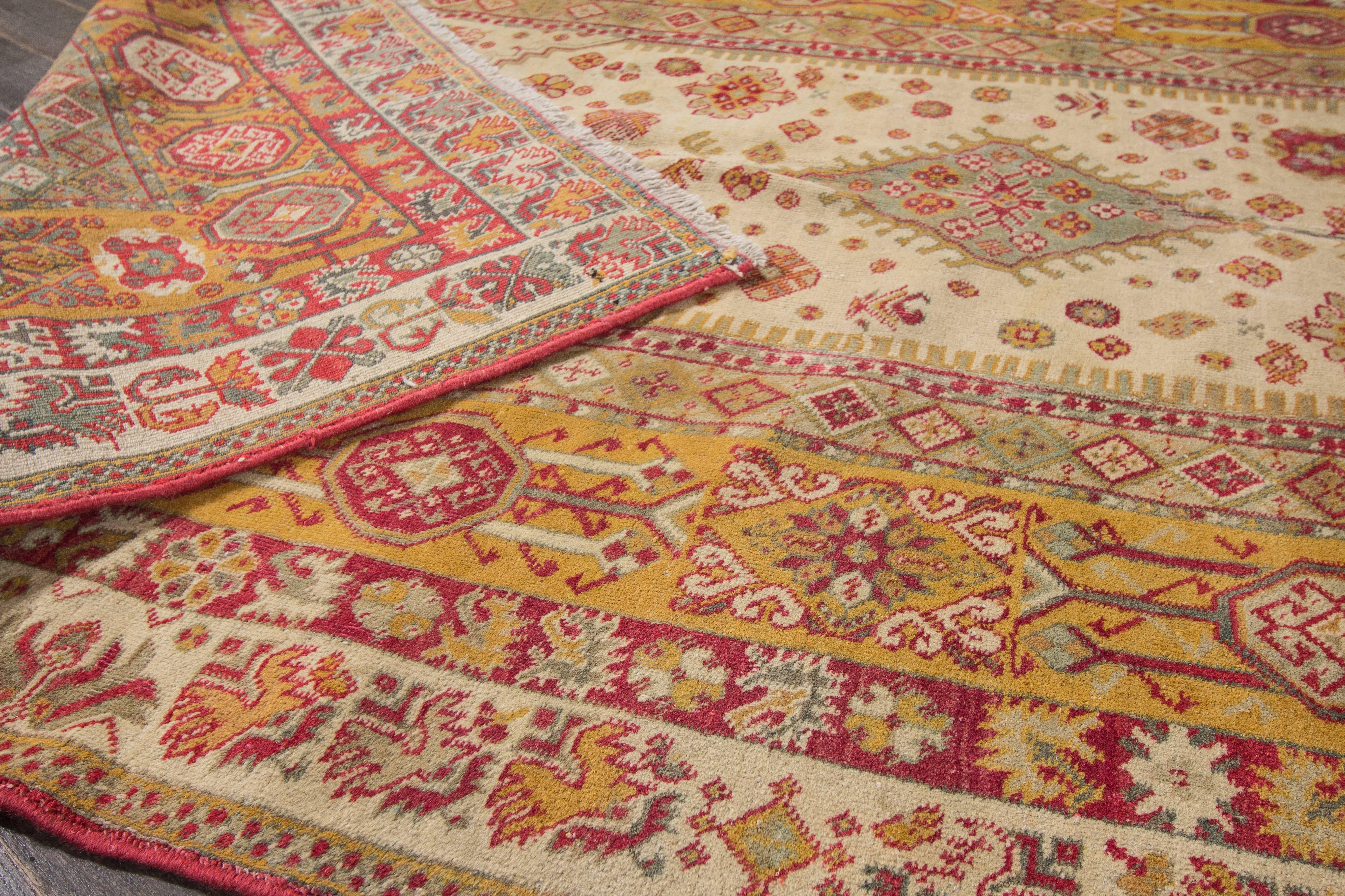 Antique Indian Agra Rug In Excellent Condition For Sale In Norwalk, CT