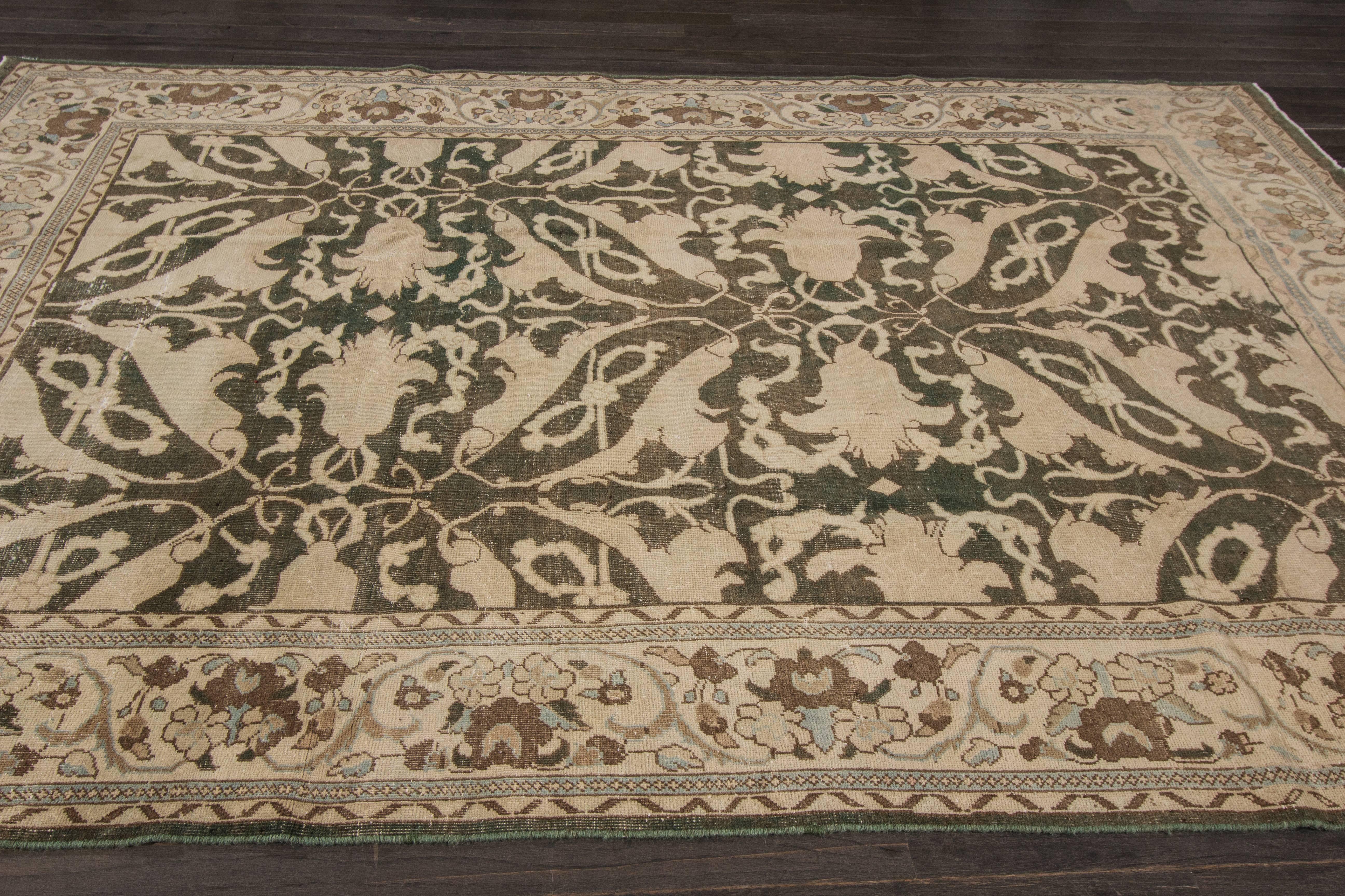 Persischer Tabriz-Teppich im Used-Look (Handgeknüpft) im Angebot