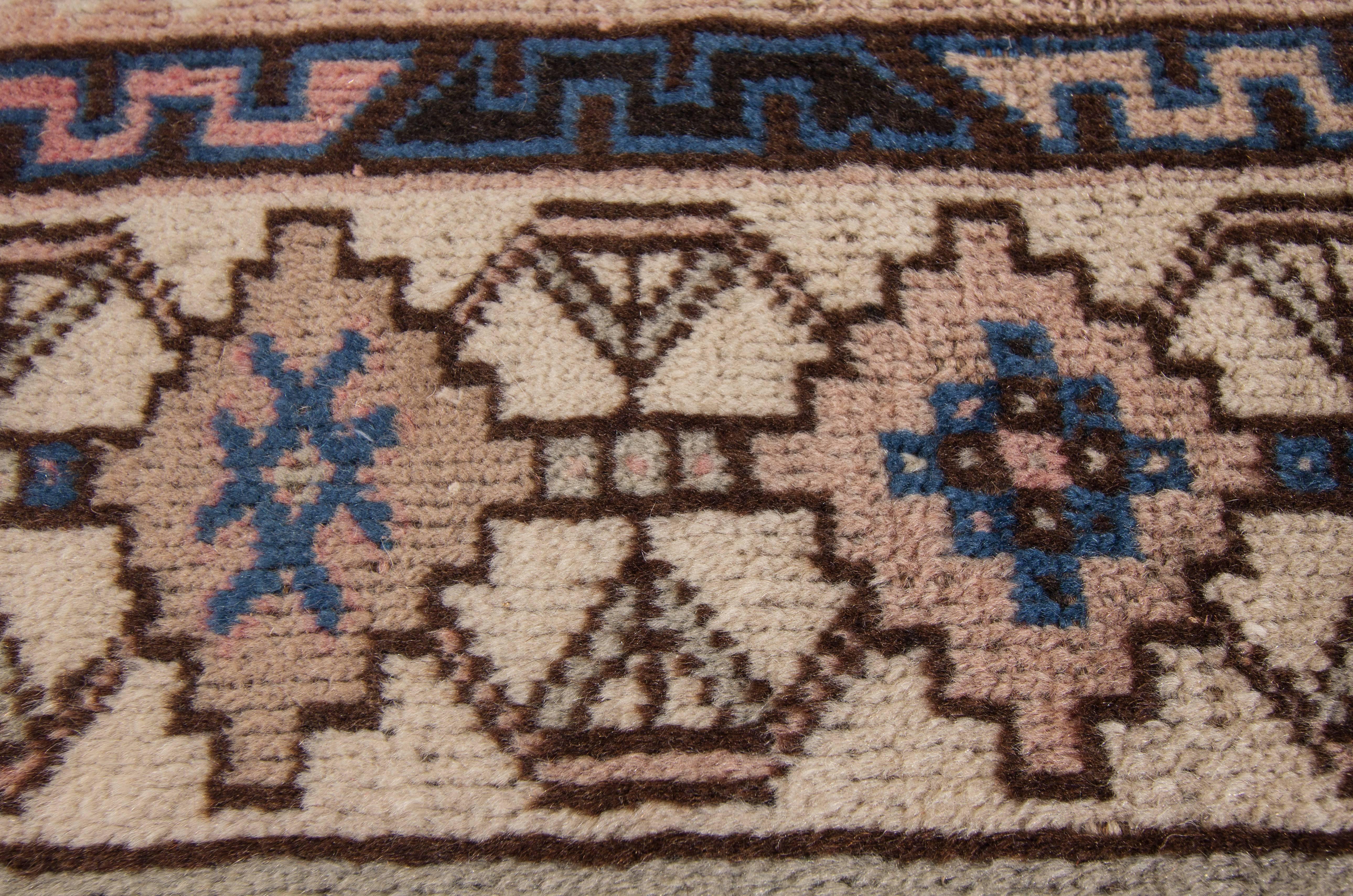 antique shiraz rug