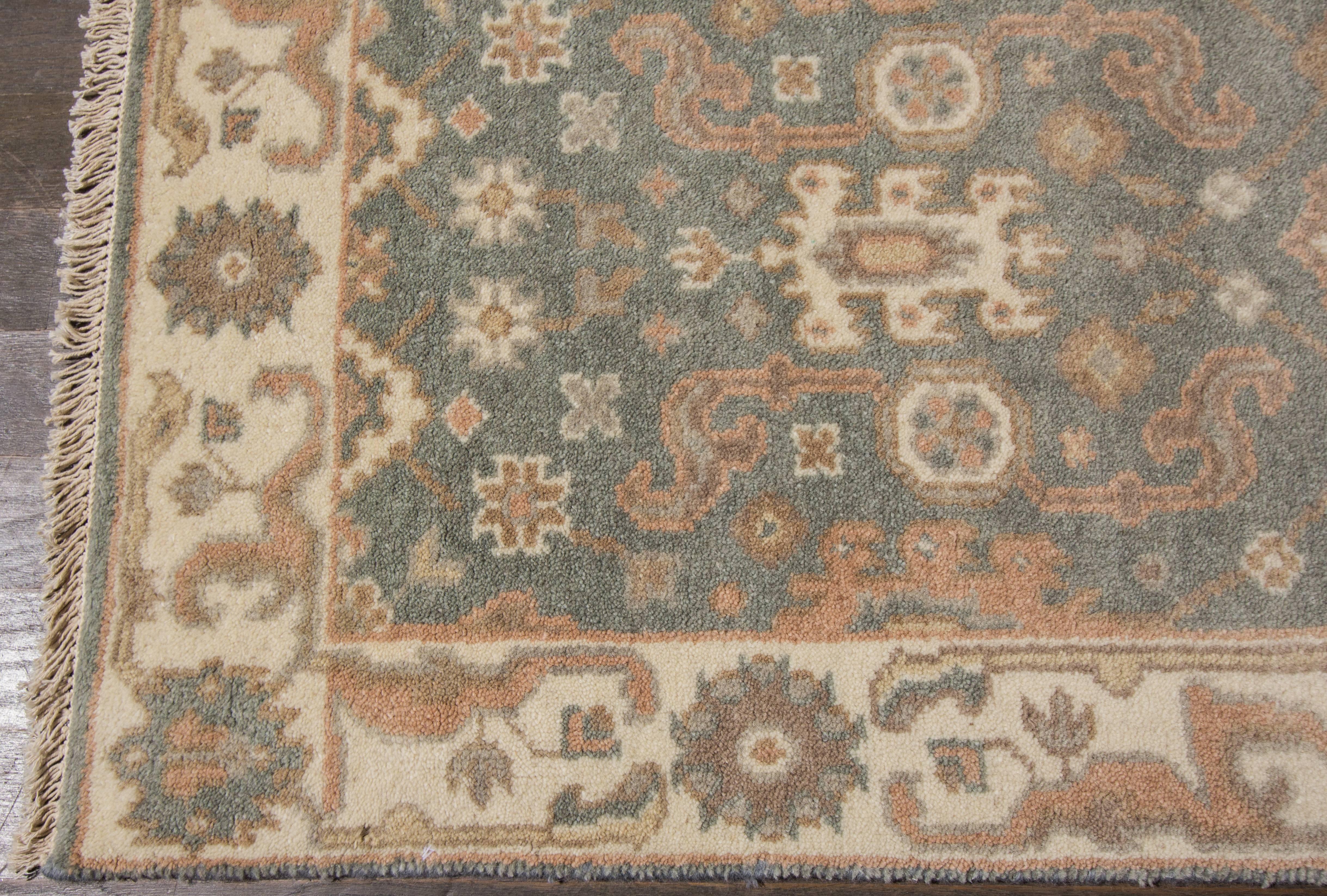 21st Century Oushak Style Rug In Excellent Condition For Sale In Norwalk, CT