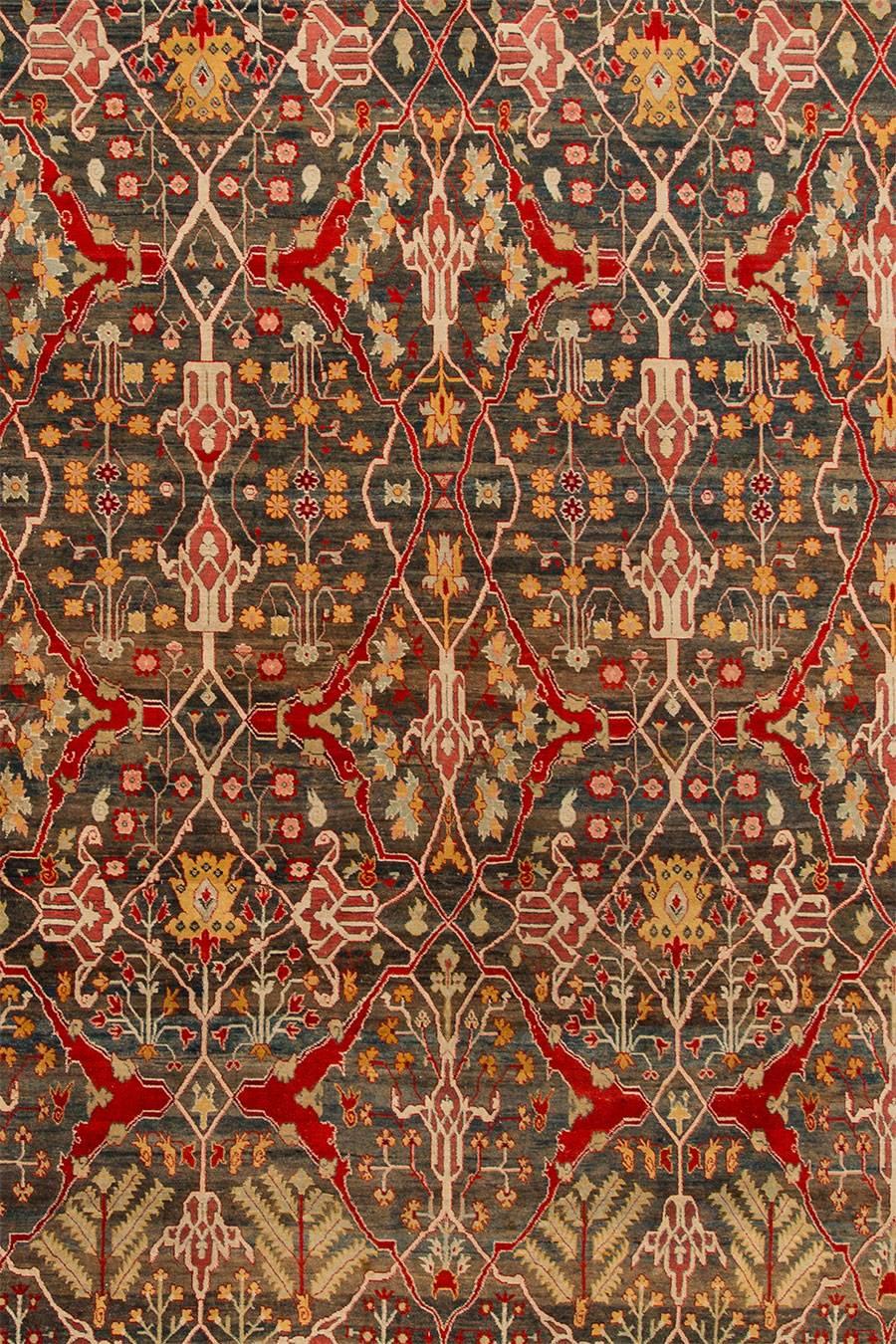 Laine Tapis indien Agra multicolore de la fin du XIXe siècle en vente