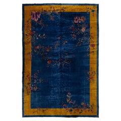 Tapis chinois ancien Art Déco en laine à fleurs bleues fait à la main