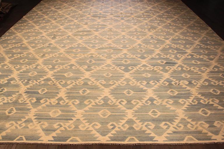 Great Looking Kilim Rug For Sale at 1stdibs