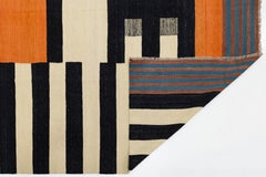 Tappeto kilim in lana con motivi geometrici contemporanei – Stile Mid-Century Modern, astratto, a trama piatta