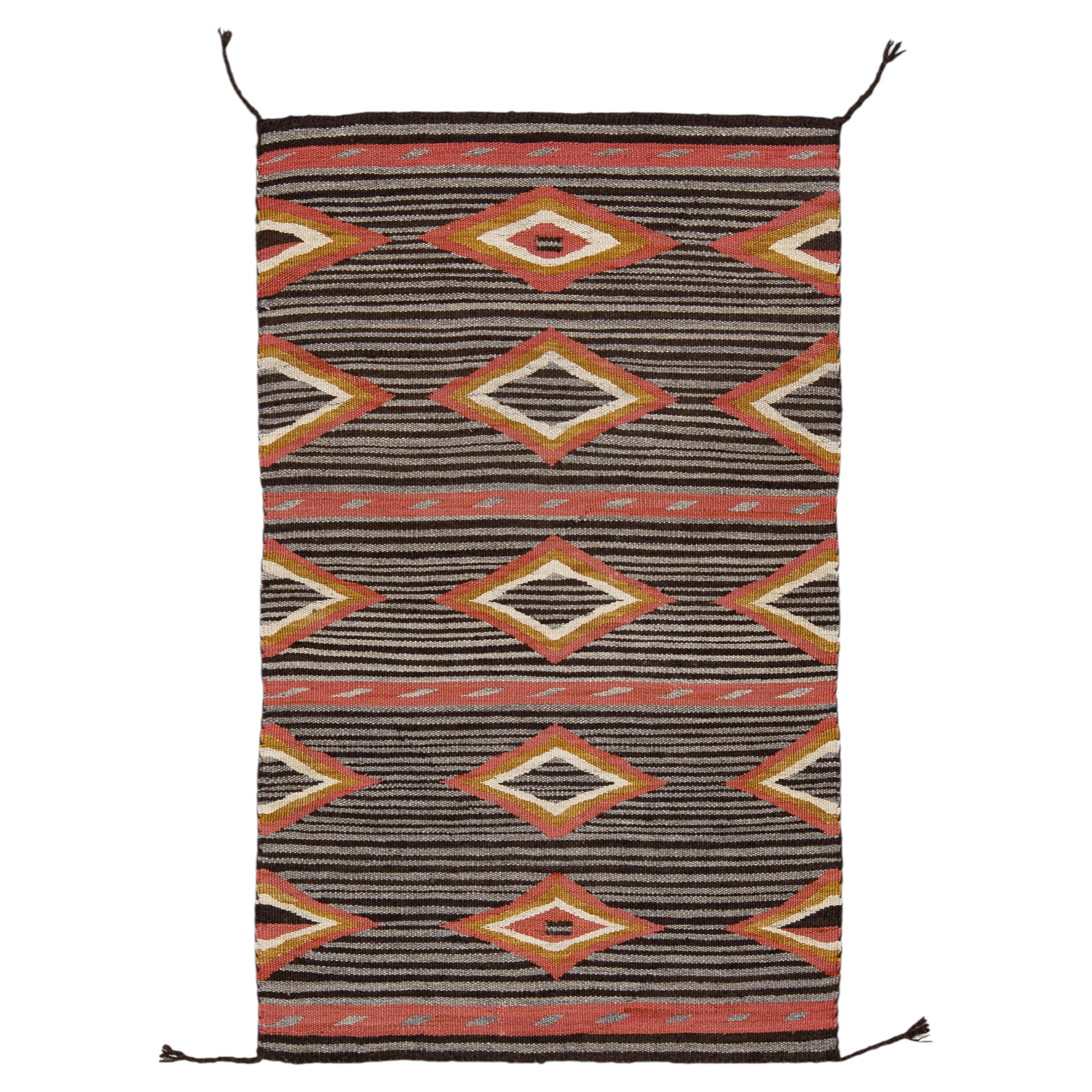 Contemporary Southwest Navajo-Style Wool Rug with Geometric Diamond Motifs For Sale
