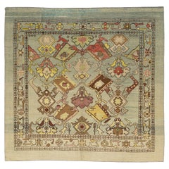 Tappeto in lana fatto a mano in stile vintage revival con motivo tribale geometrico e abrash dai toni tenui