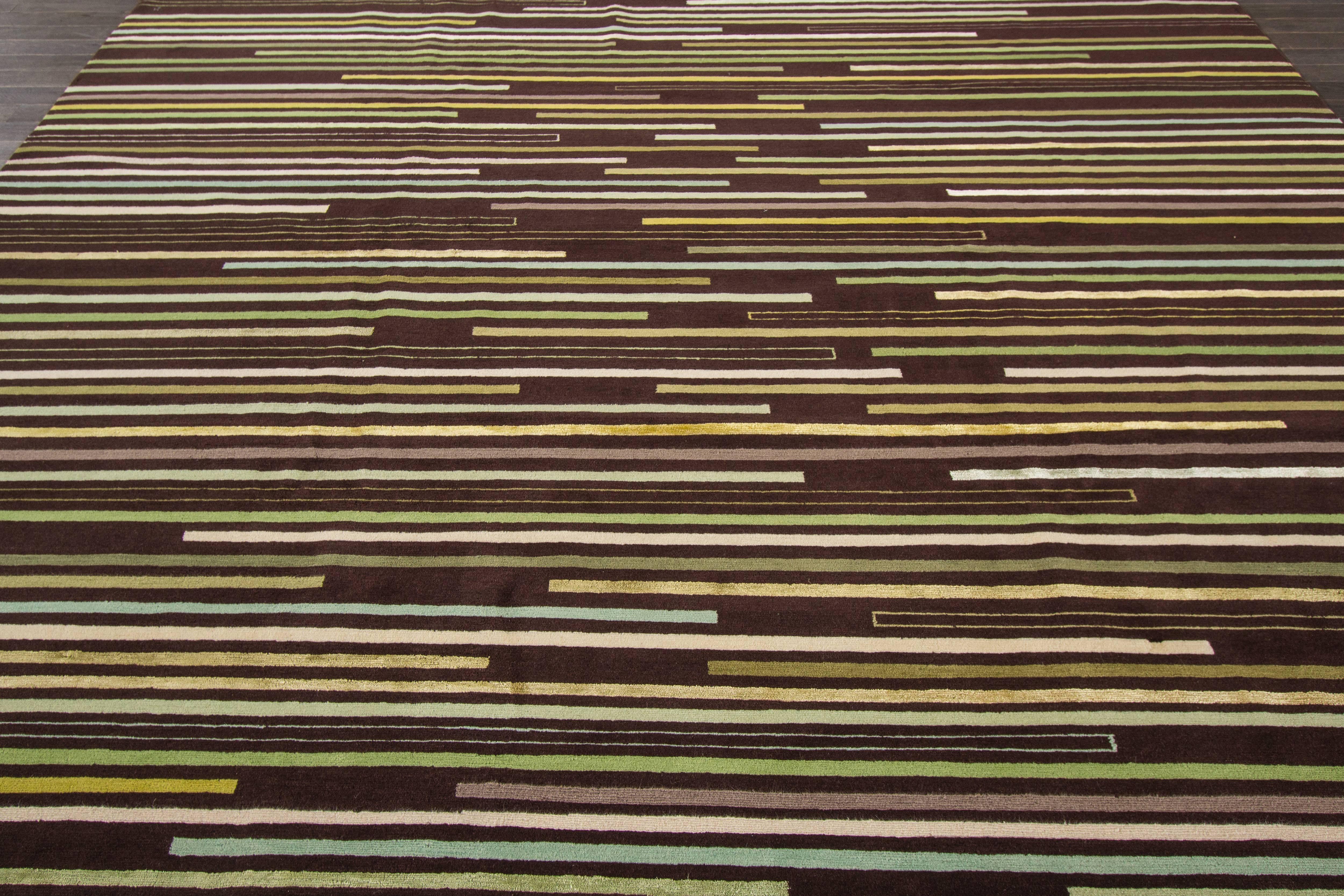 Siglo XXI. Alfombra Tibetana Contemporánea Multicolor Geométrica en Excelente estado para la venta en Norwalk, CT