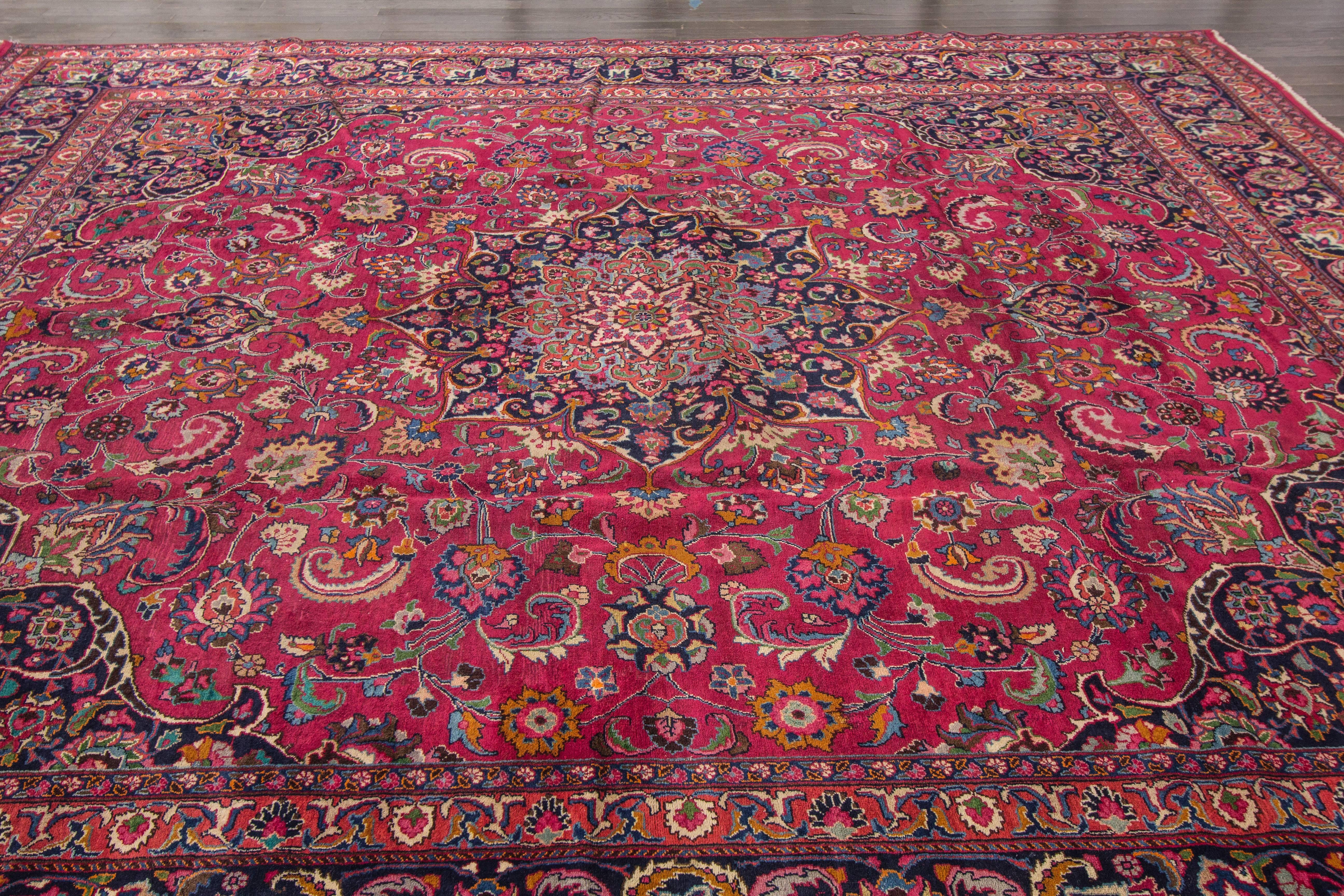 Beautiful Vintage Red Mashad Rug In Excellent Condition In Norwalk, CT