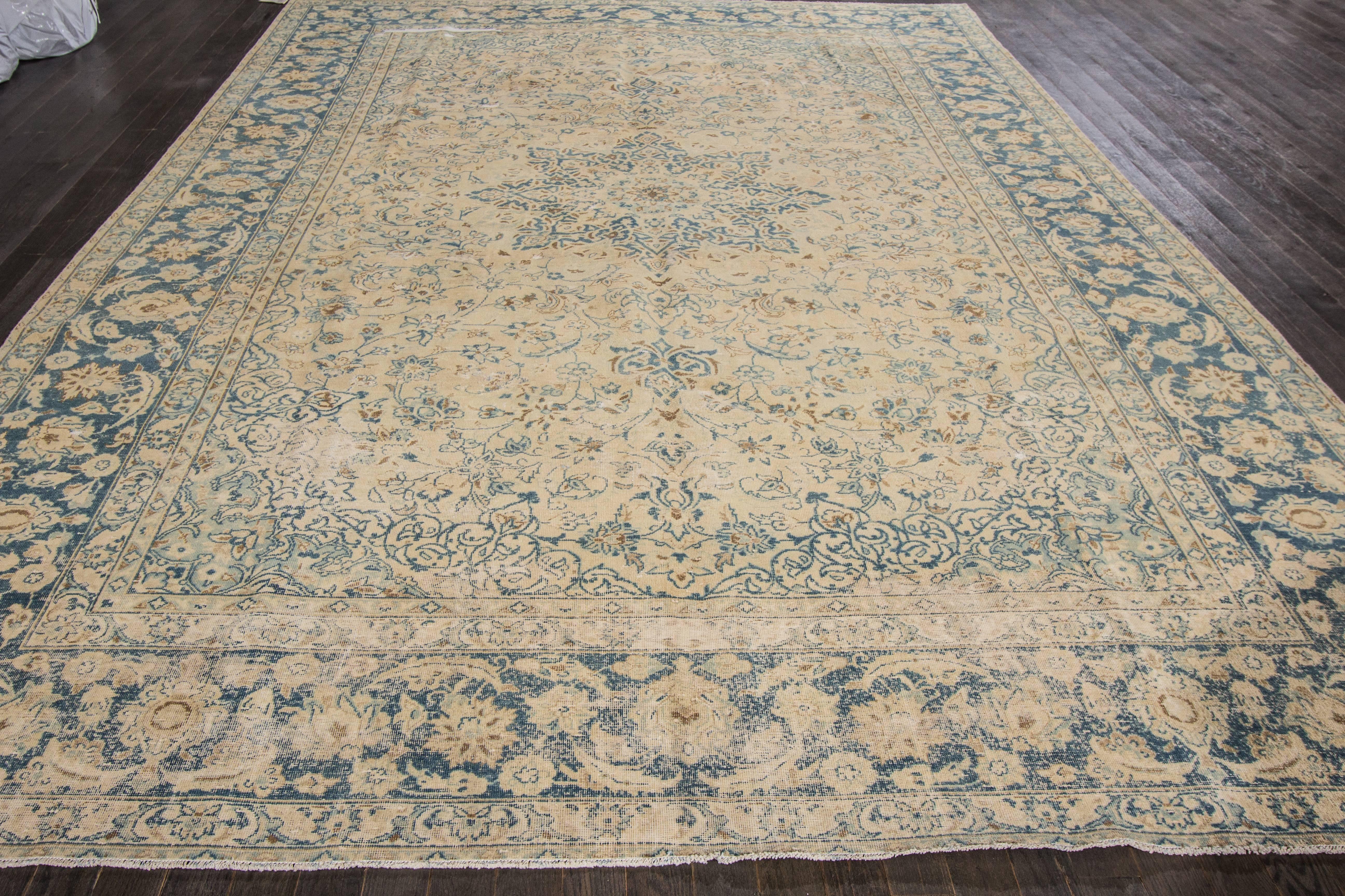 Lana Tappeto Tabriz Distressed semplicemente bellissimo in vendita