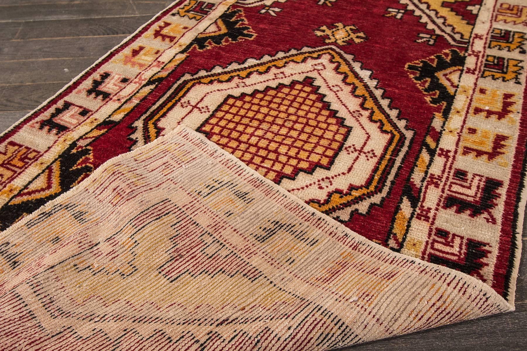 Wool Vintage Anatolian Rug, 2'6