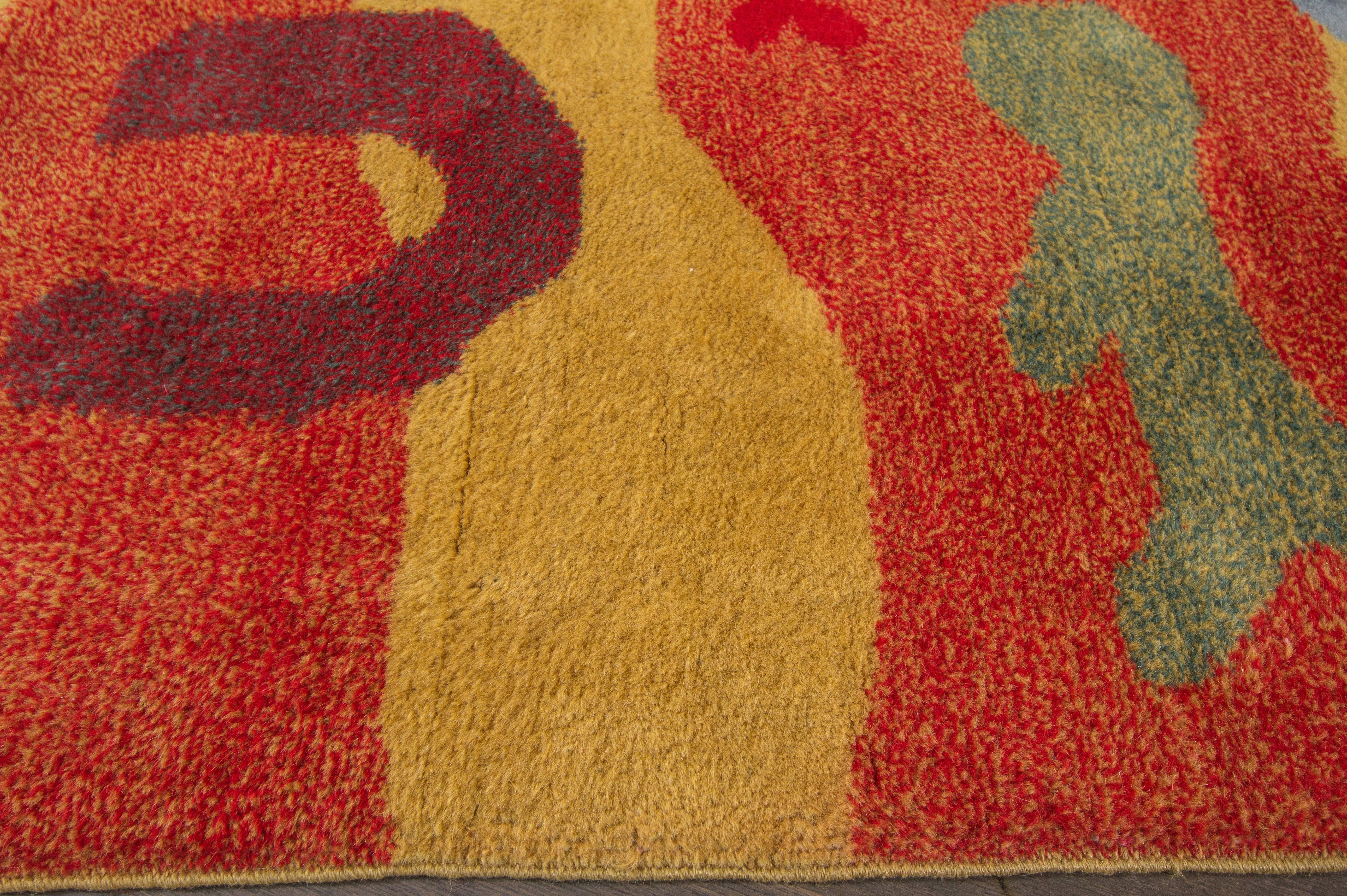 Hand-Knotted Beautifully Designed Turkish Rug For Sale