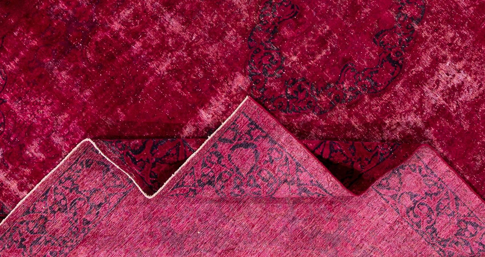 dark pink rug