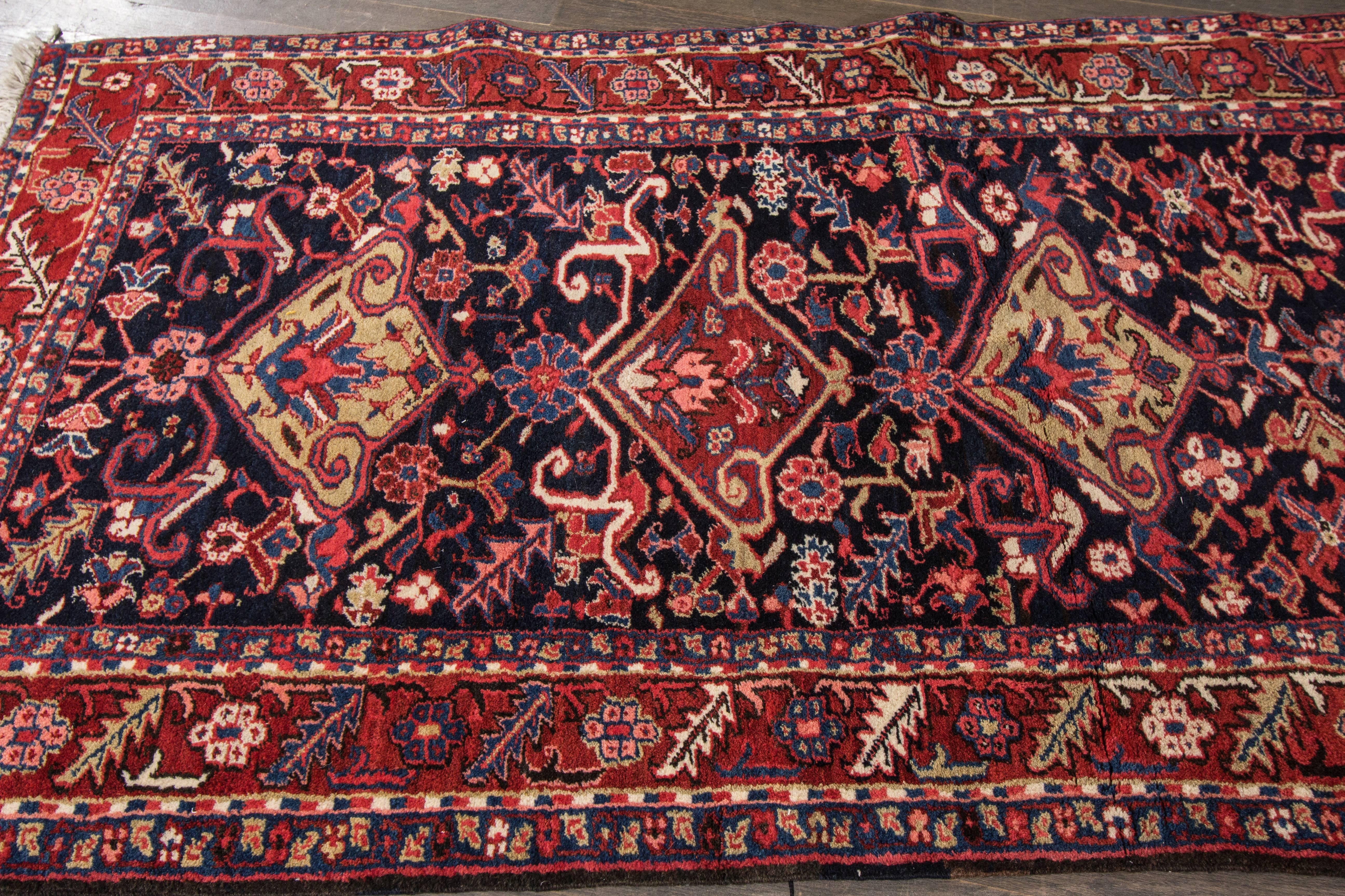 Persischer Heriz-Teppich, Vintage (Wolle) im Angebot
