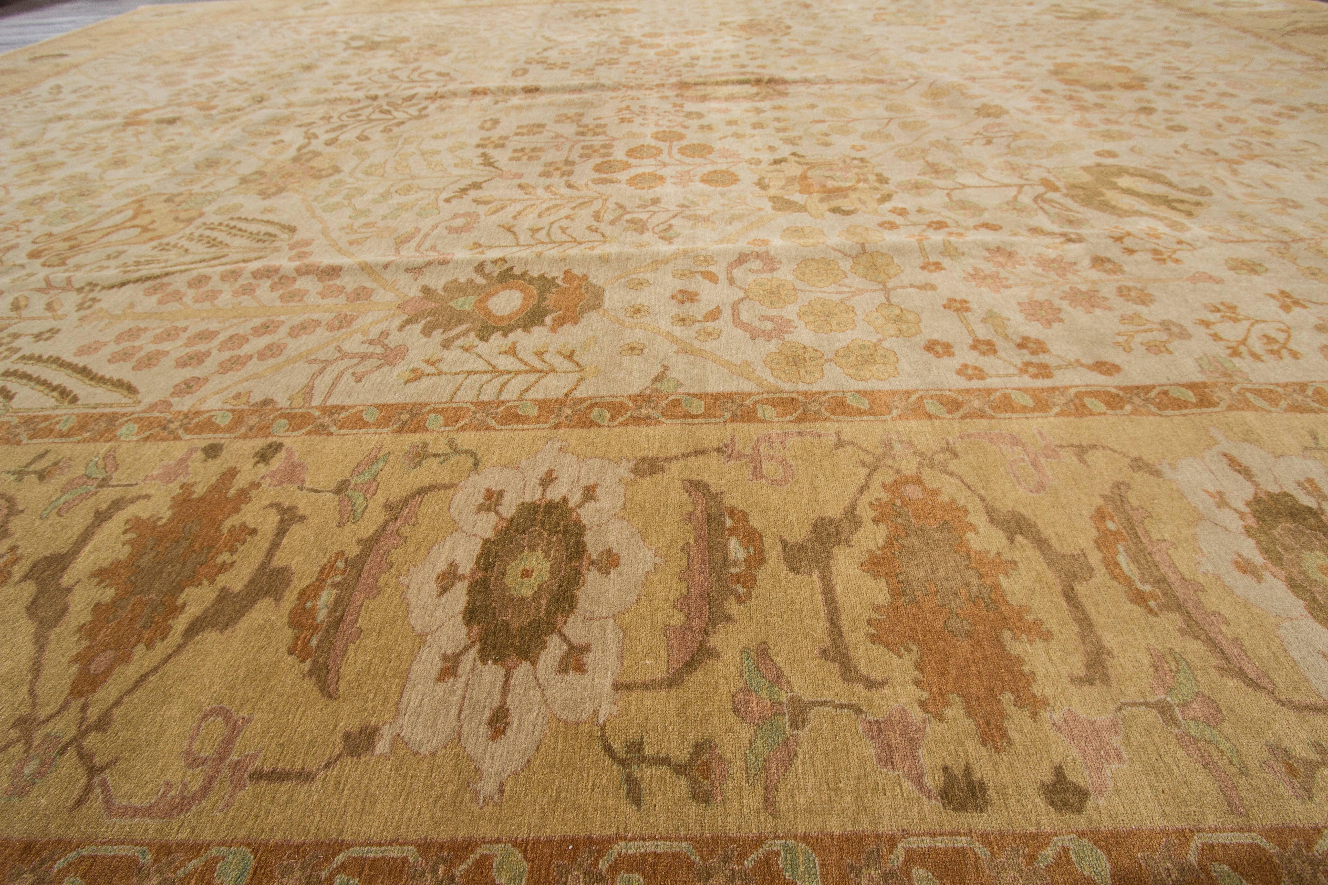 Tappeto Tabriz moderno In condizioni ottime in vendita a Norwalk, CT
