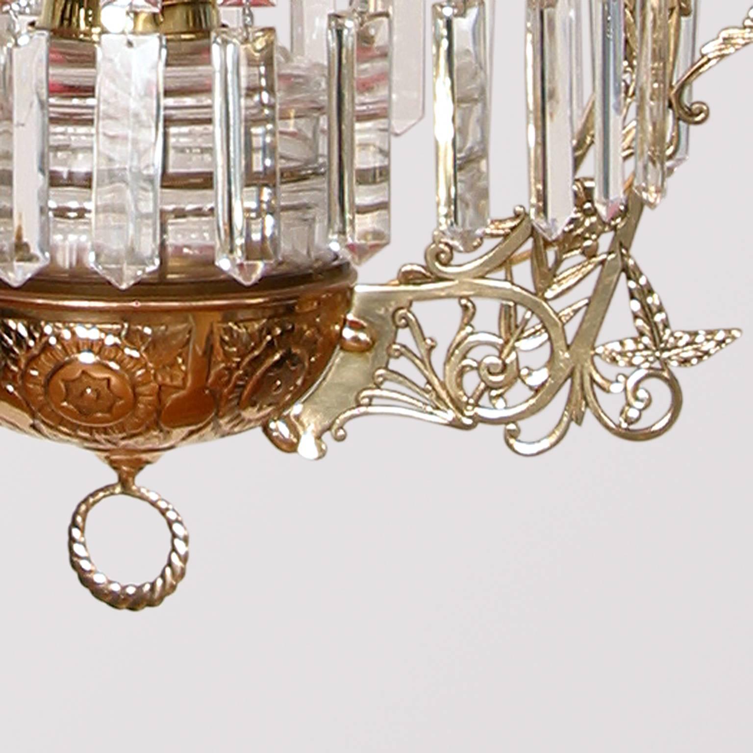 English Victorian Parlor Lamp with Cranbury Hobnail Shade For Sale