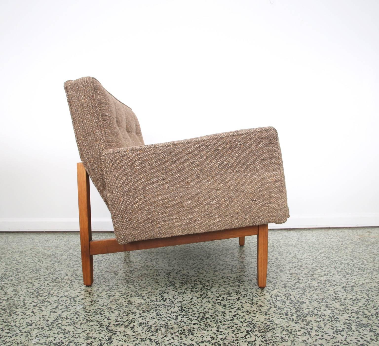 Mid-Century Modern Early Pair of Florence Knoll Lounge Chairs