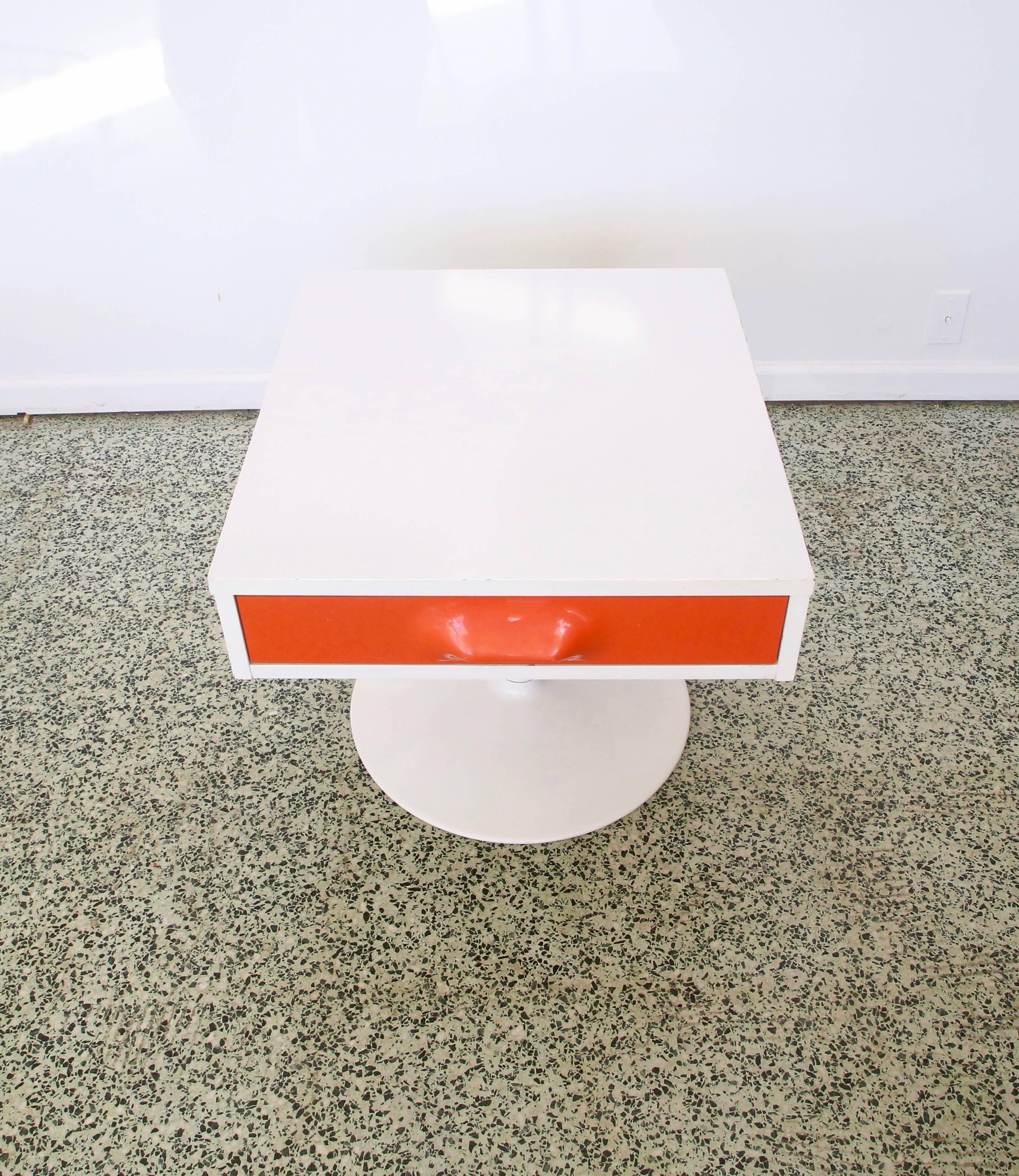 mod nightstand