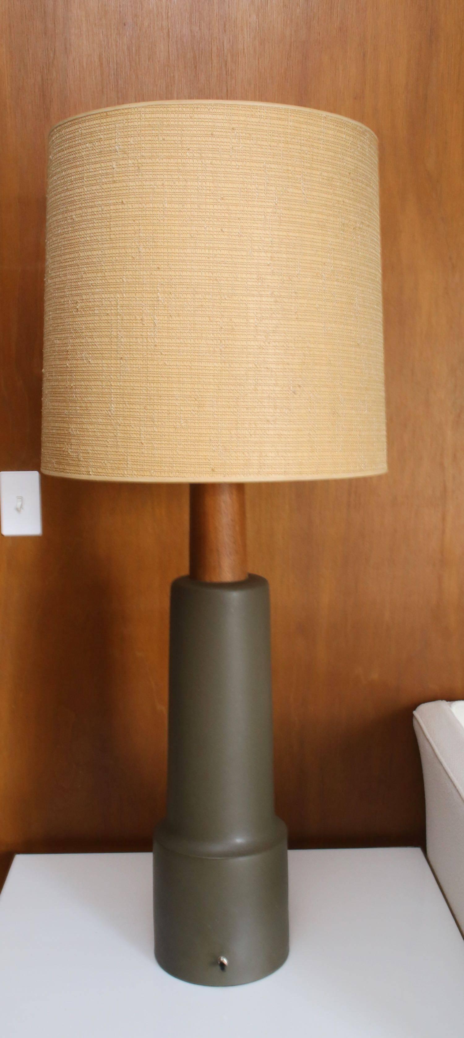 Monumental Martz Pottery Table Floor Lamp In Excellent Condition For Sale In St. Louis, MO