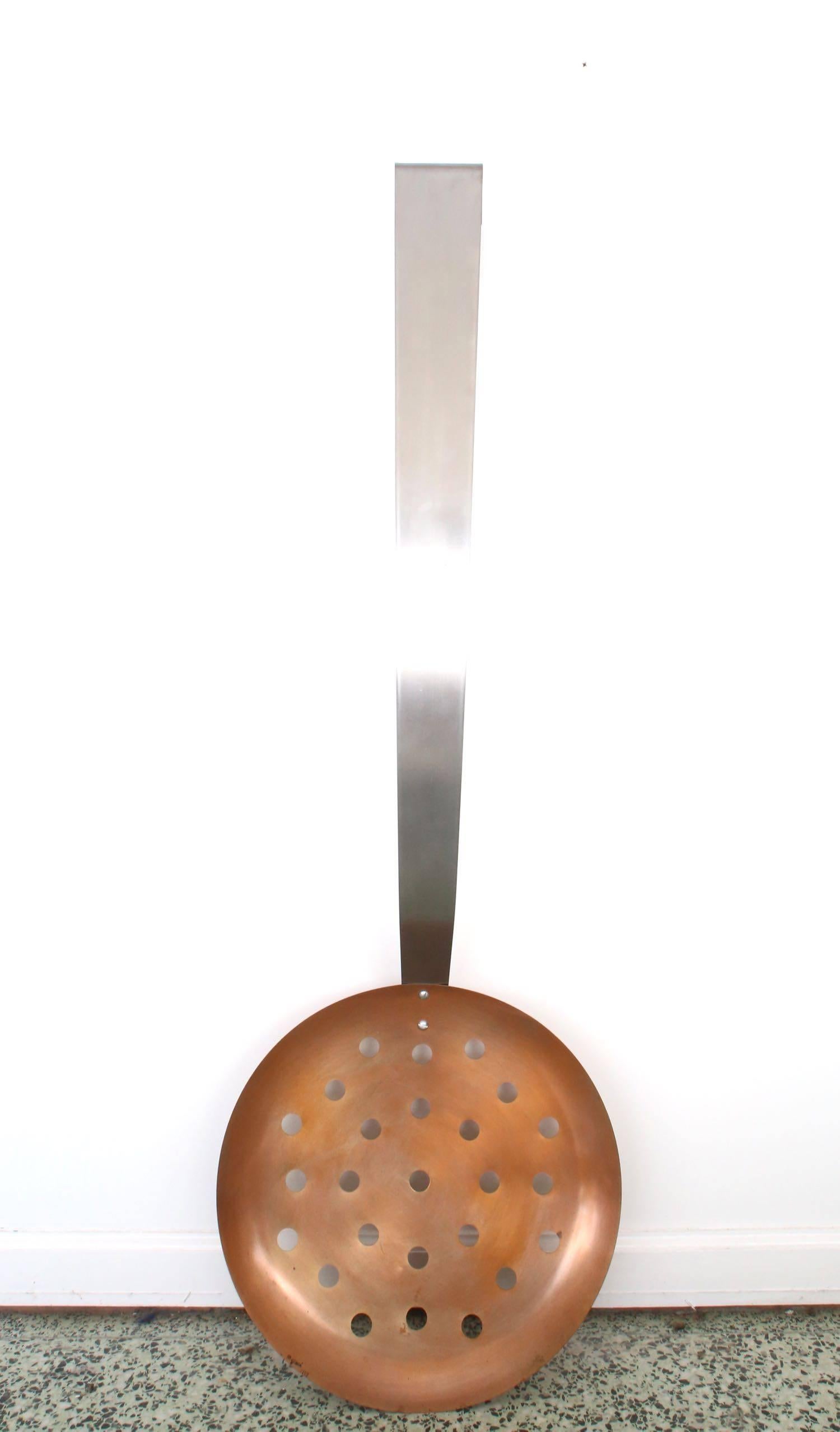 Designer: C Jere
 Period/style: Mid-Century Modern 
Country: United States 
Manufacture: Artisan House 
Date: 1976.