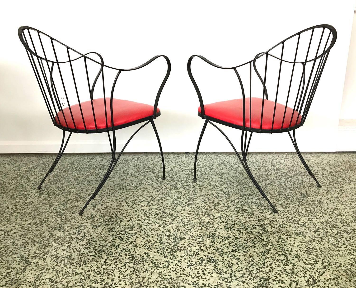 20th Century Pair of Dramatic Woodard Lounge Chairs