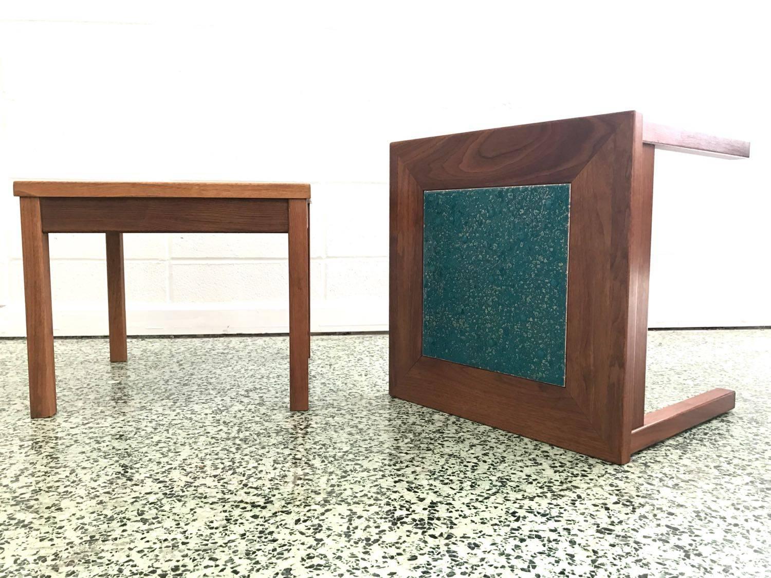 Pair of Mid-Century California Modern Brown Saltman John Keal Enamel Tables In Excellent Condition In St. Louis, MO