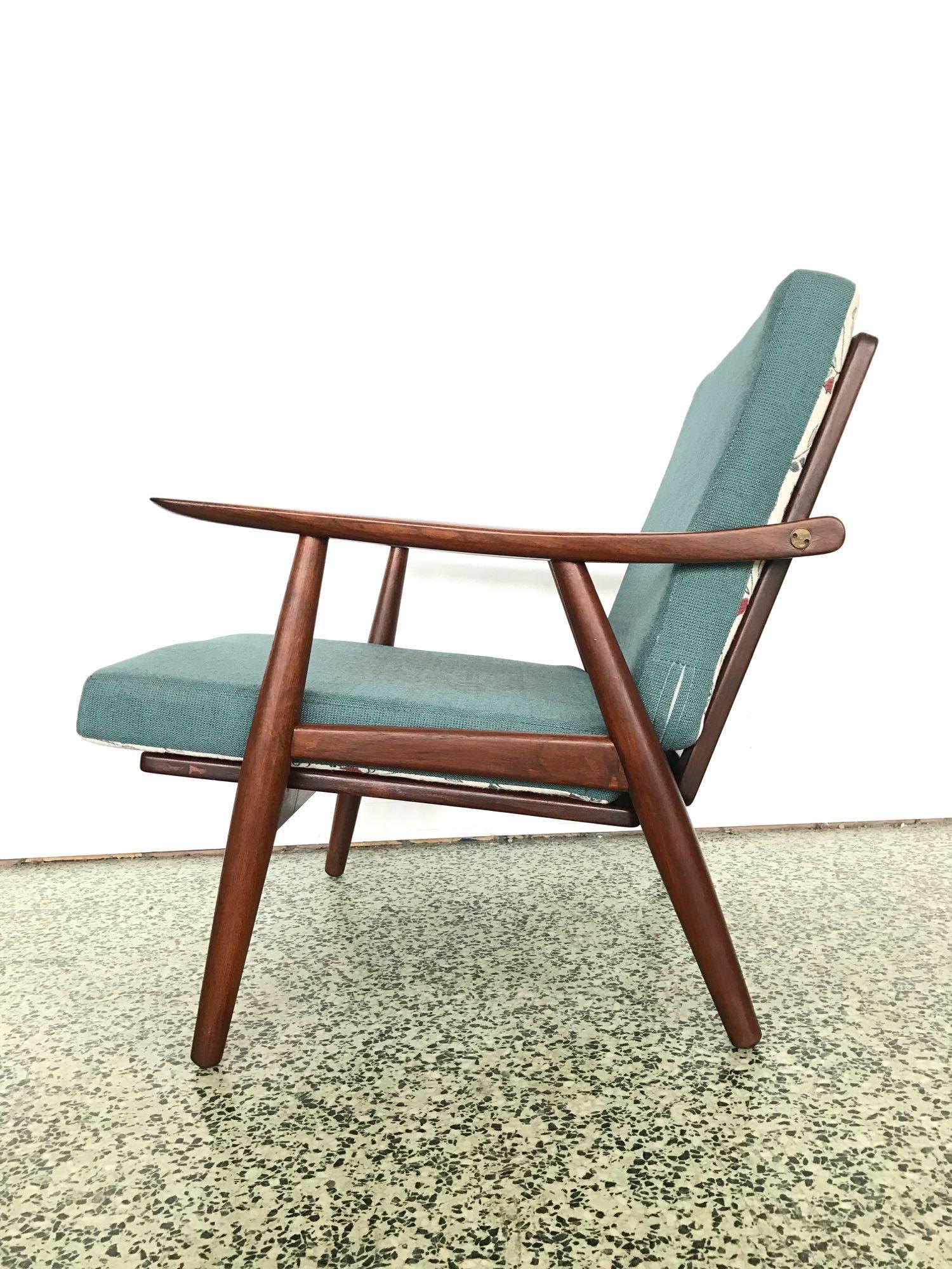 Mid-Century Modern Hans Wegner GE270 Armchair