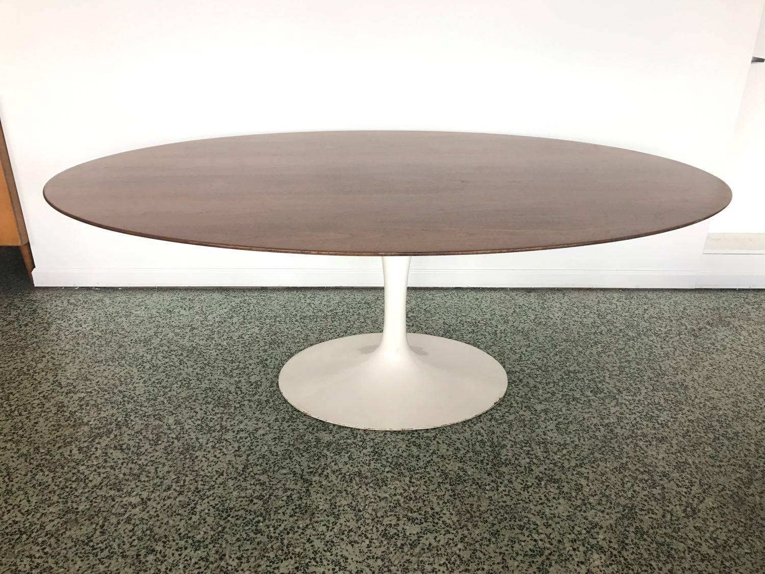 Knoll Saarinen Oval Dining Conference Table 2