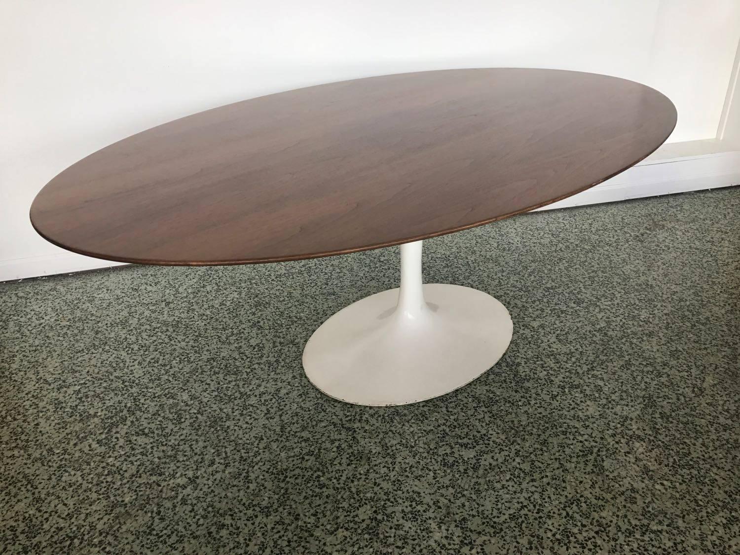 Knoll Saarinen Oval Dining Conference Table 3