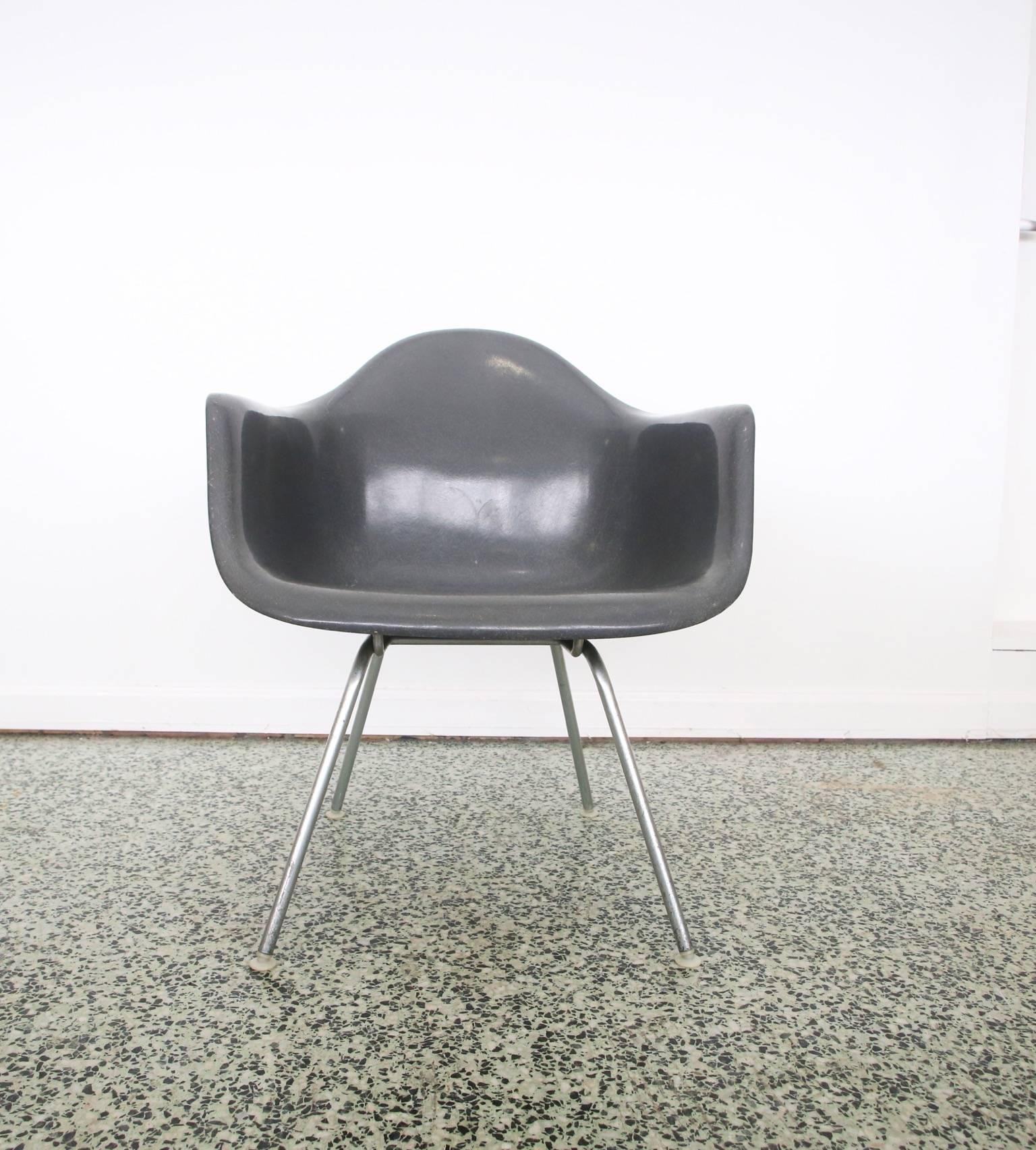 20th Century Pair of Elephant Grey Eames Armchairs