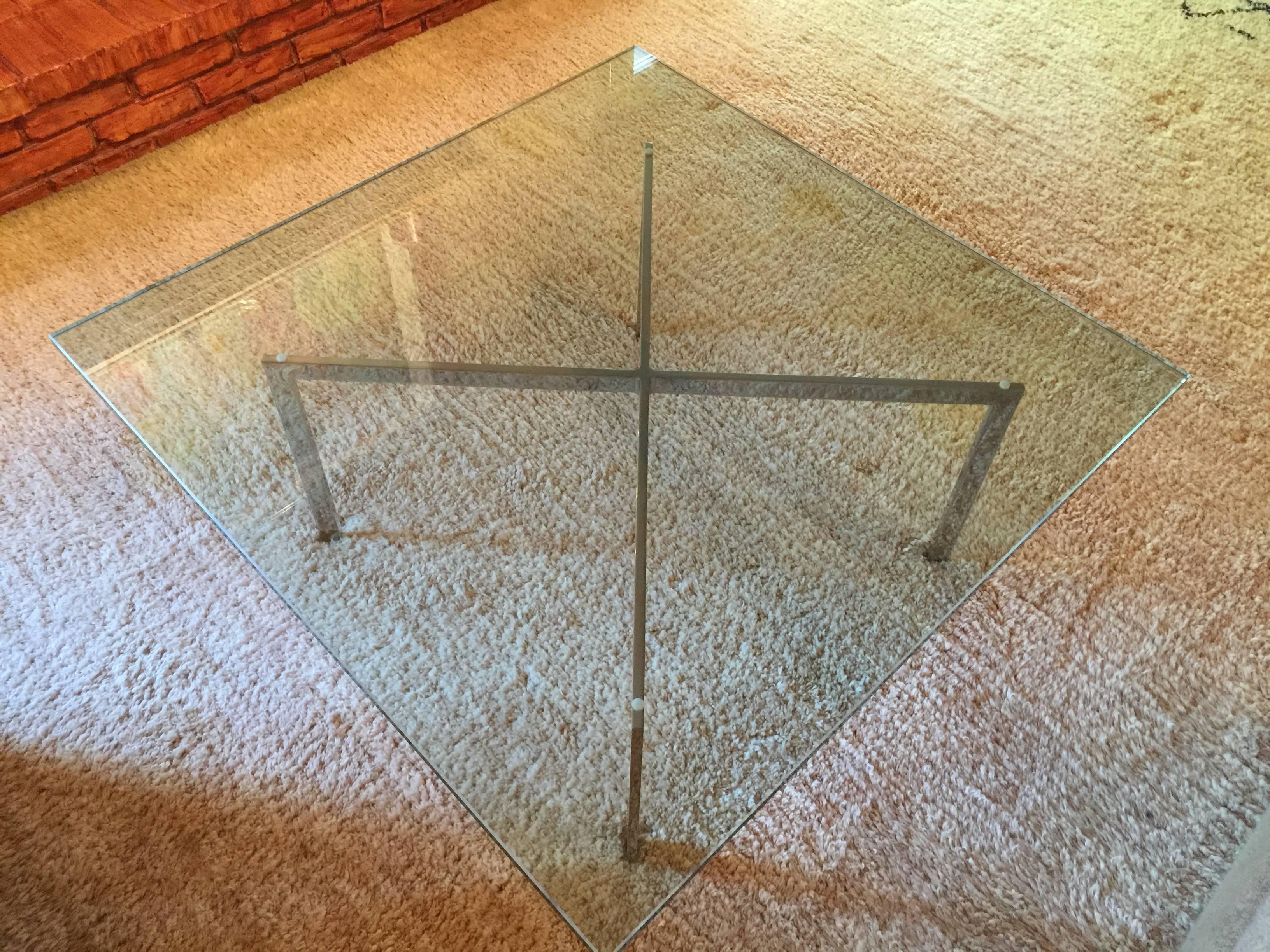 mies van der rohe coffee table