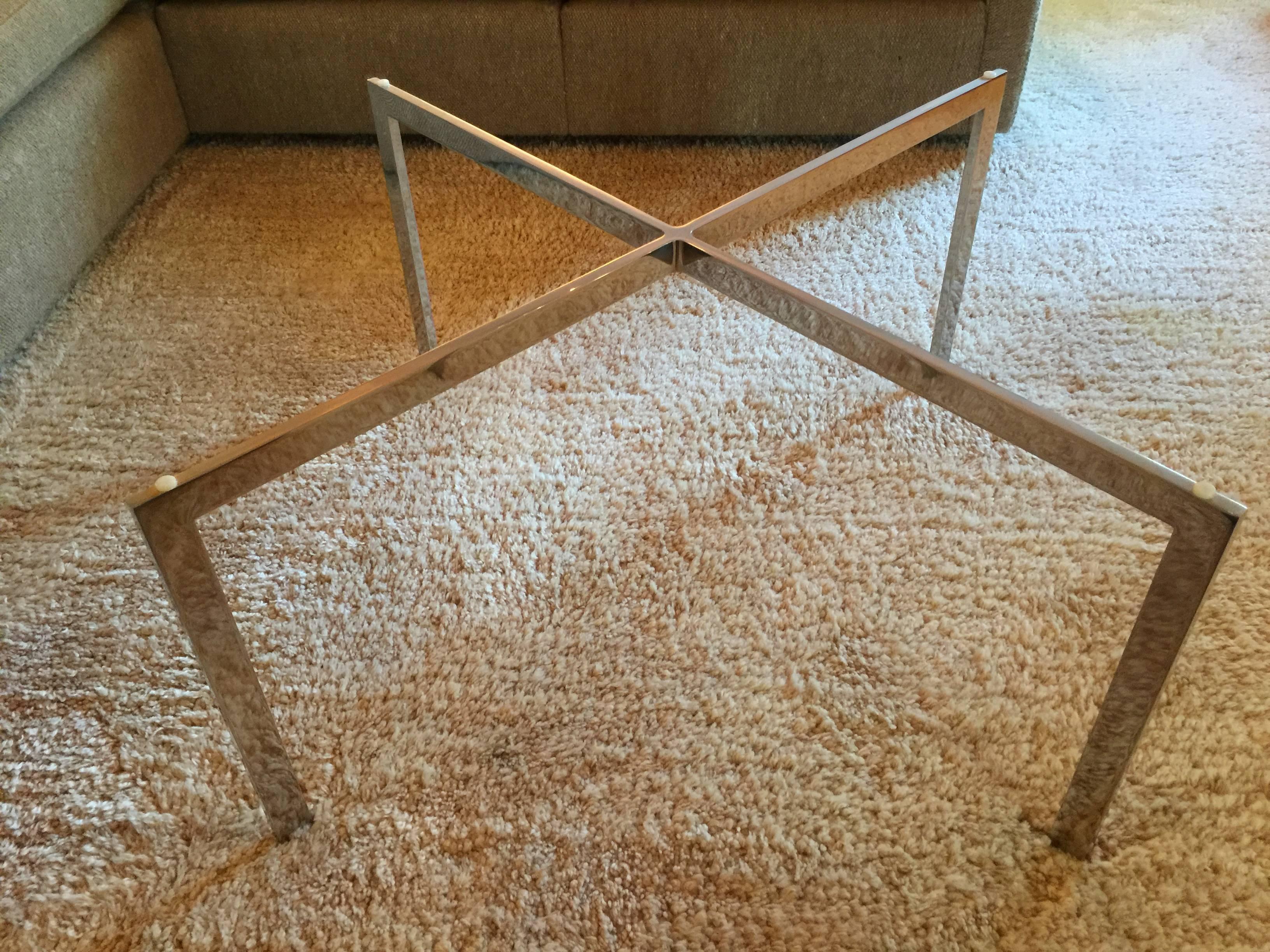 coffee table mies van der rohe