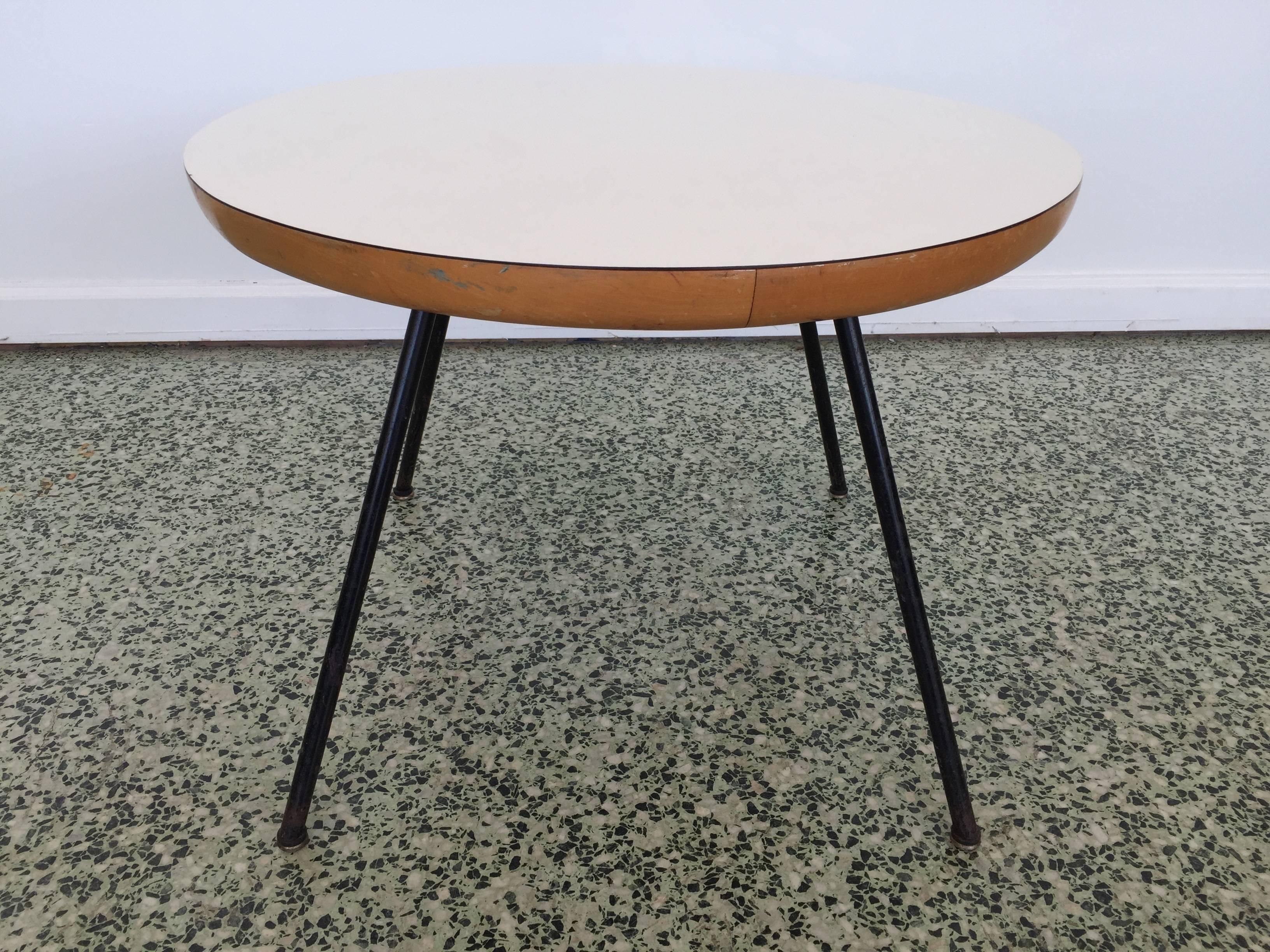 Mid-Century Modern Eames Prototype Table For Sale 1
