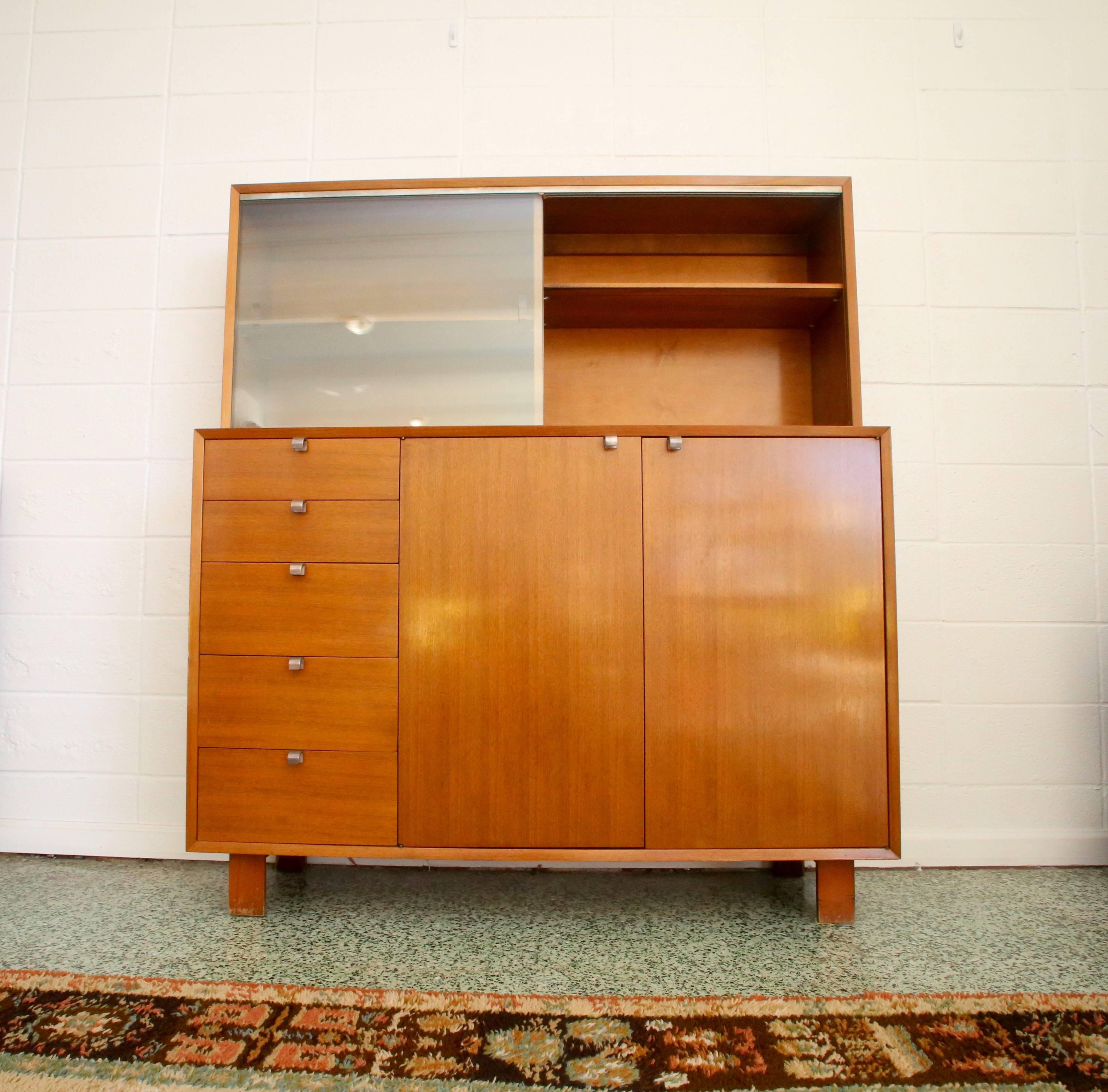 Beautiful Sideboard Credenza with Hutch by George Nelson for Herman Miller In Excellent Condition In St. Louis, MO