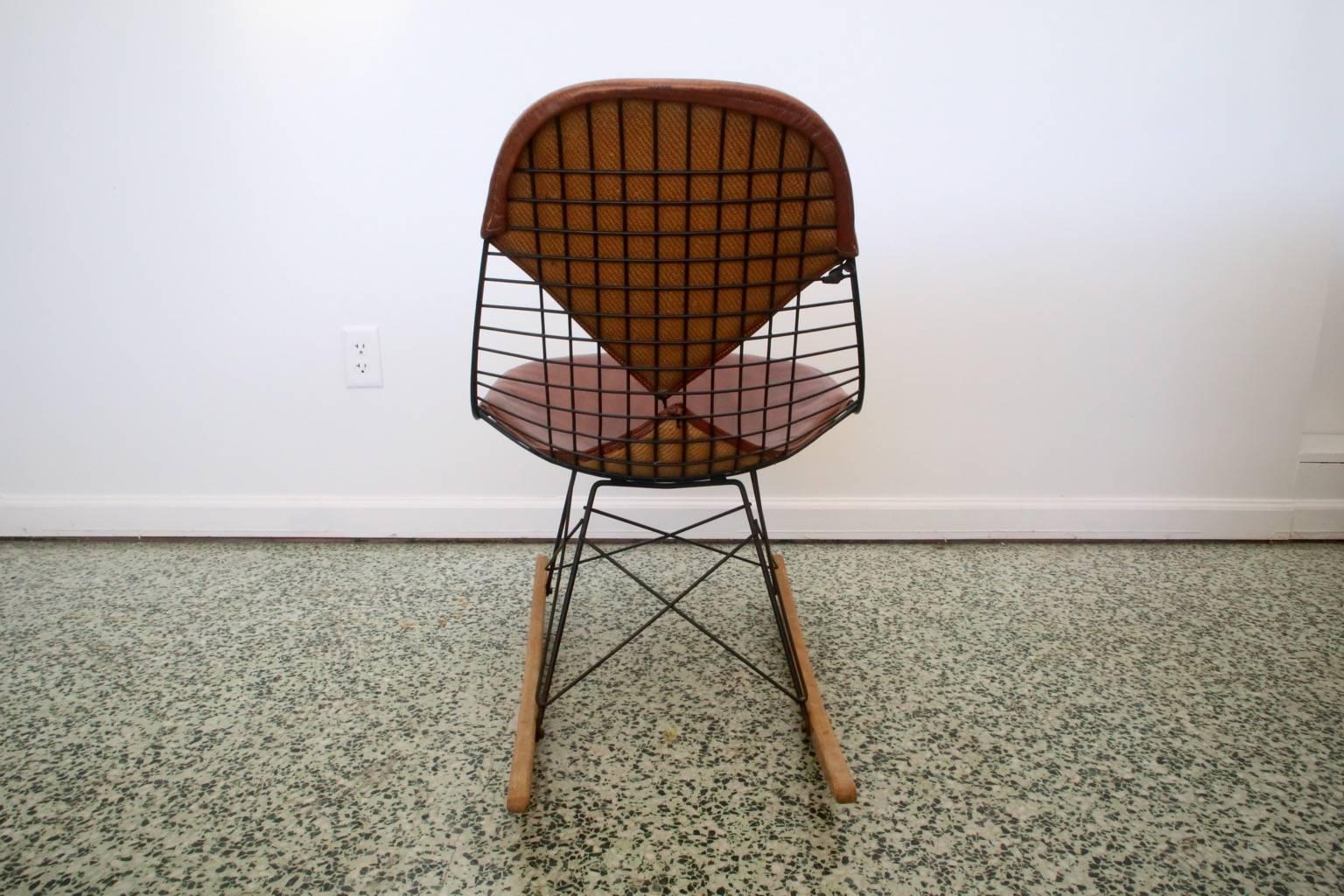 eames wire rocker