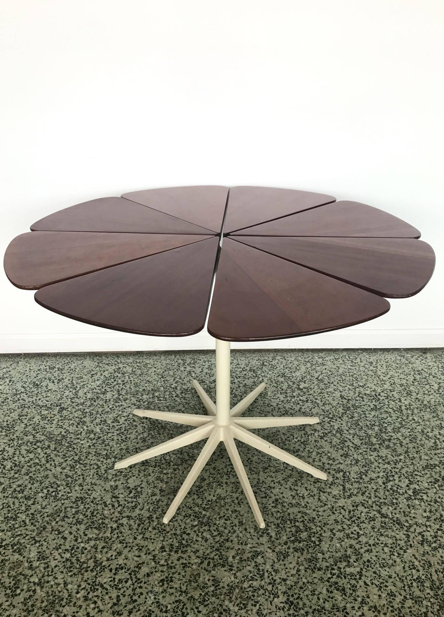 20th Century Richard Schultz for Knoll Petal Dining Table