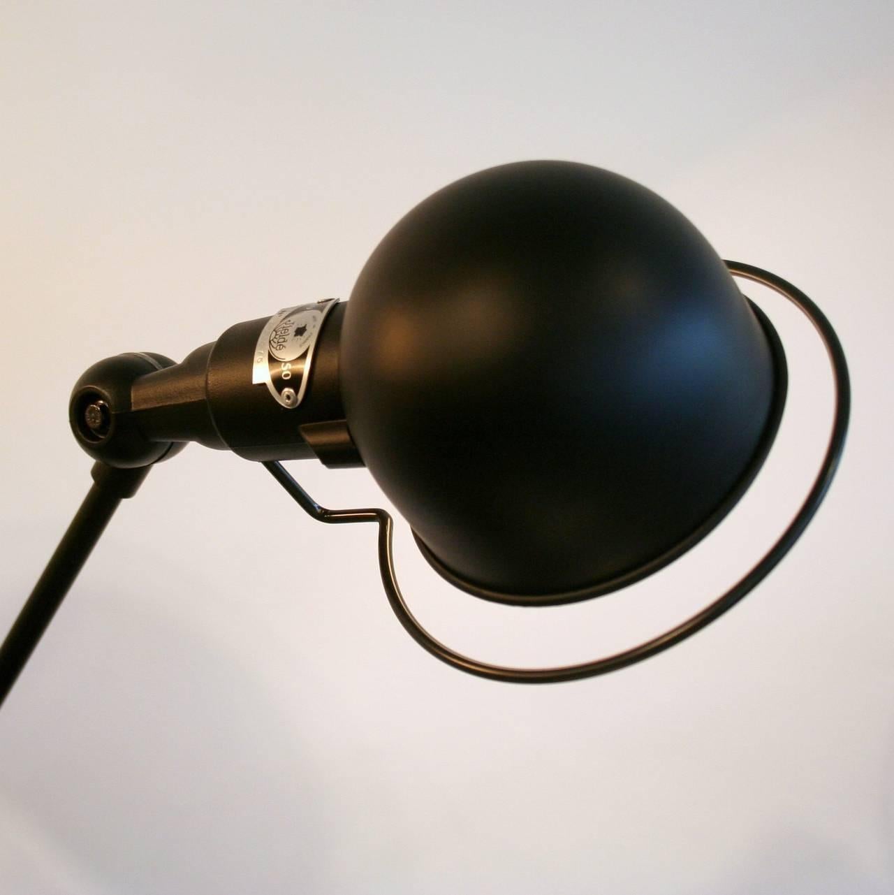 Contemporary Signal Desk Lamp by Jielde