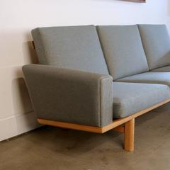 Vintage Danish Oak GE-236 Sofa by Hans Wegner