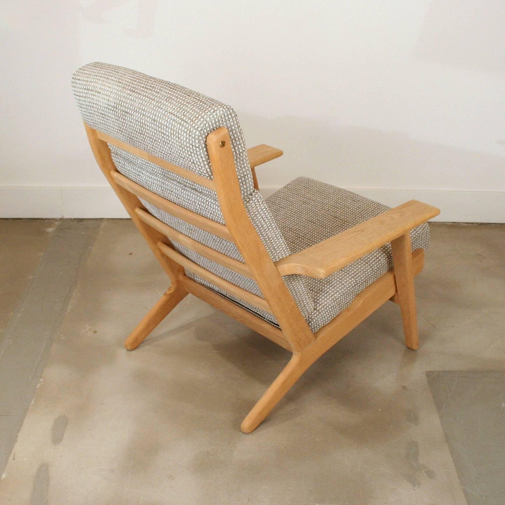 Mid-20th Century Vintage Danish Oak High-Back Model 290 Lounge Chair For Sale