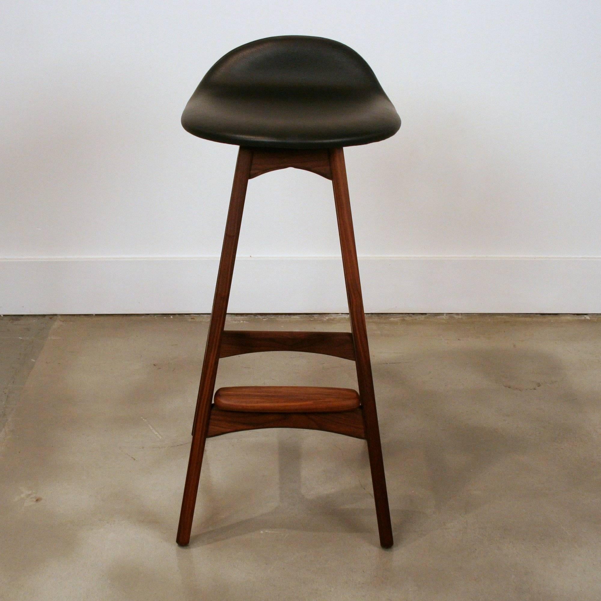 Erik Buck Counter Seat Stool In Excellent Condition In Vancouver, BC