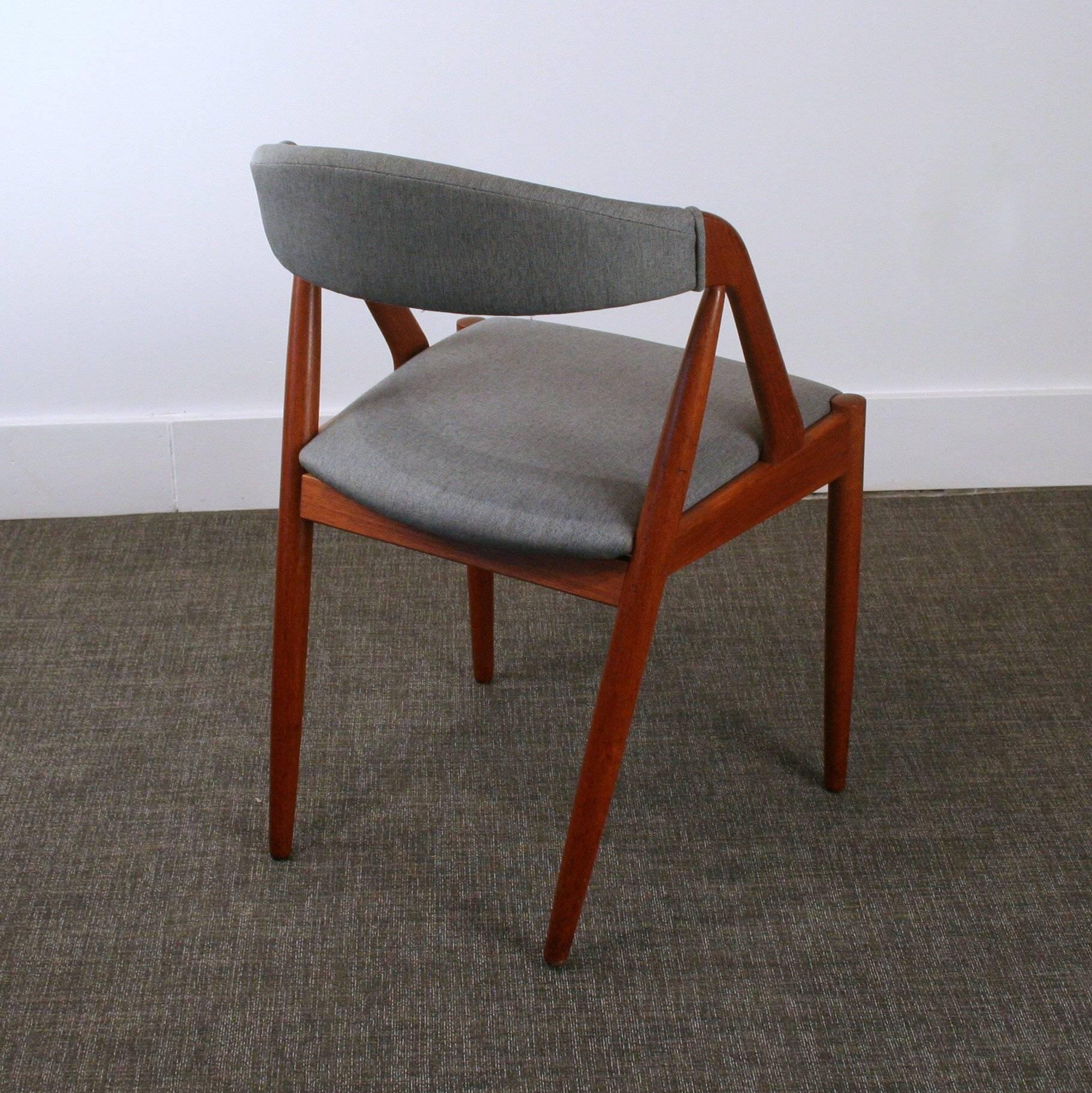 Pair of Vintage Teak Model 31 Dining Chairs by Kai Kristiansen In Excellent Condition For Sale In Vancouver, BC