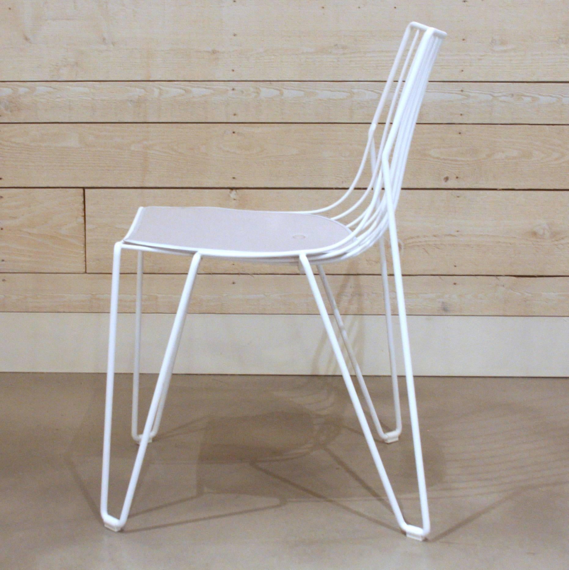 Scandinavian Modern Tio White Dining Chair by Mass Productions For Sale