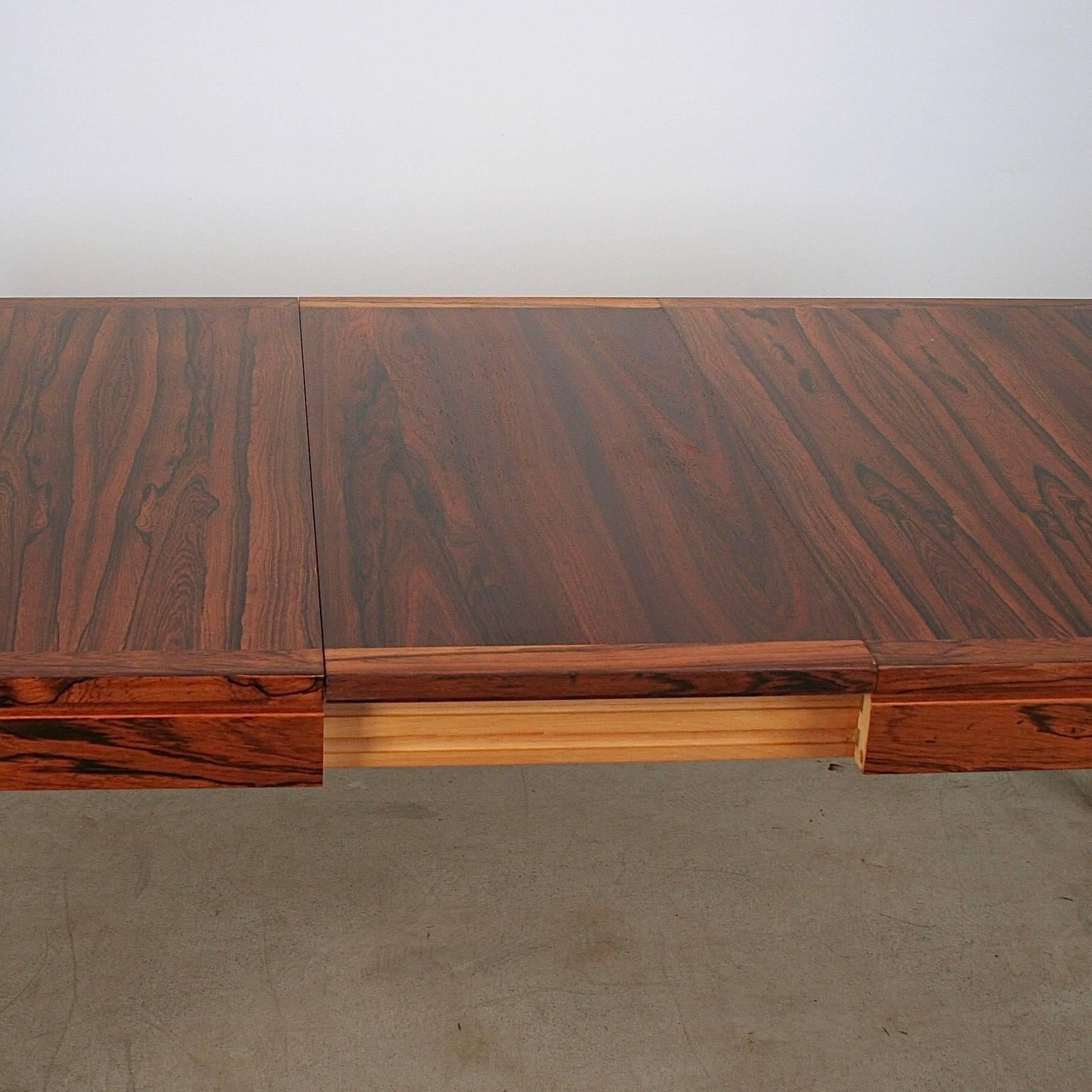 Mid-19th Century Vintage Danish Rosewood Dining Table For Sale