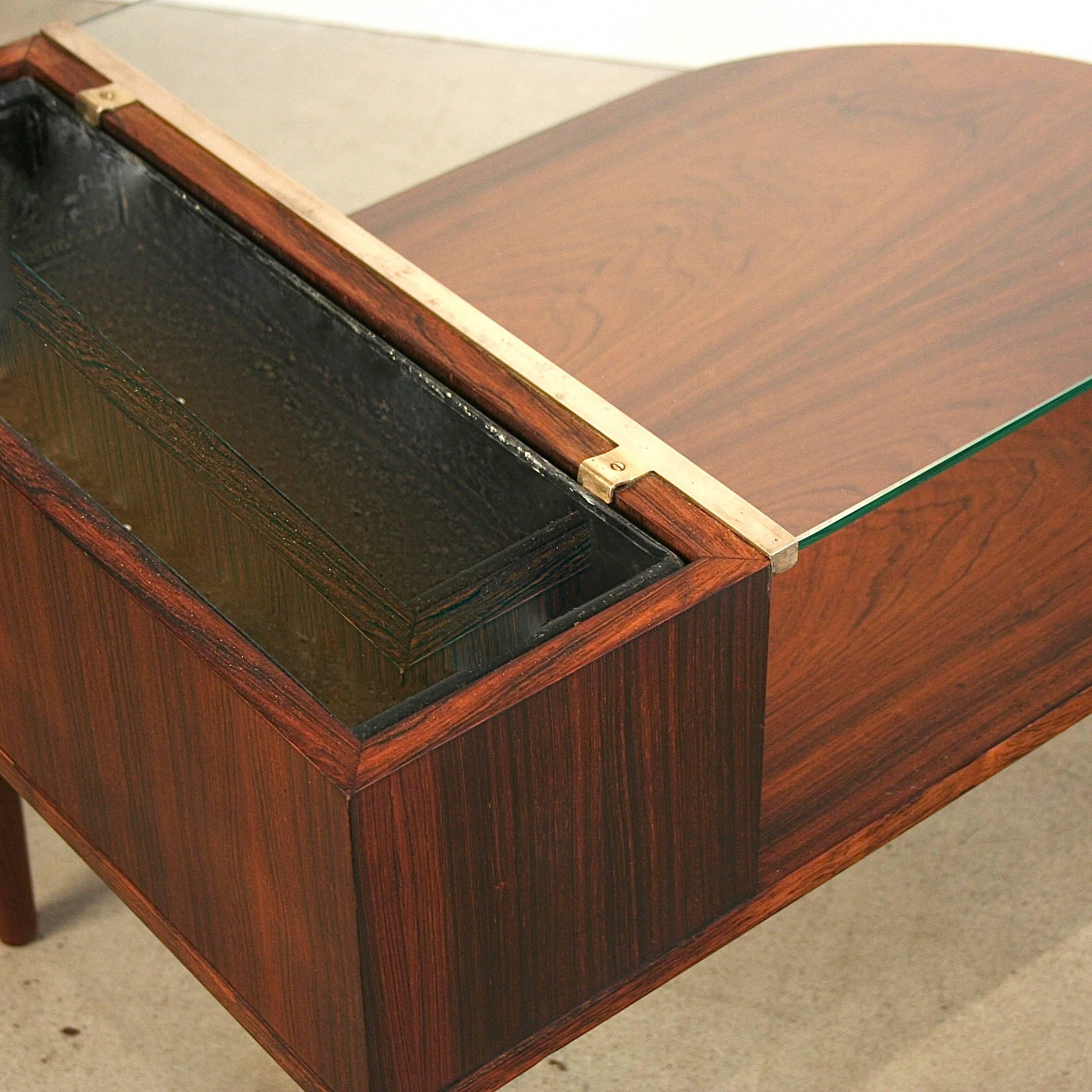 Vintage Rosewood and Glass Planter Table For Sale 4