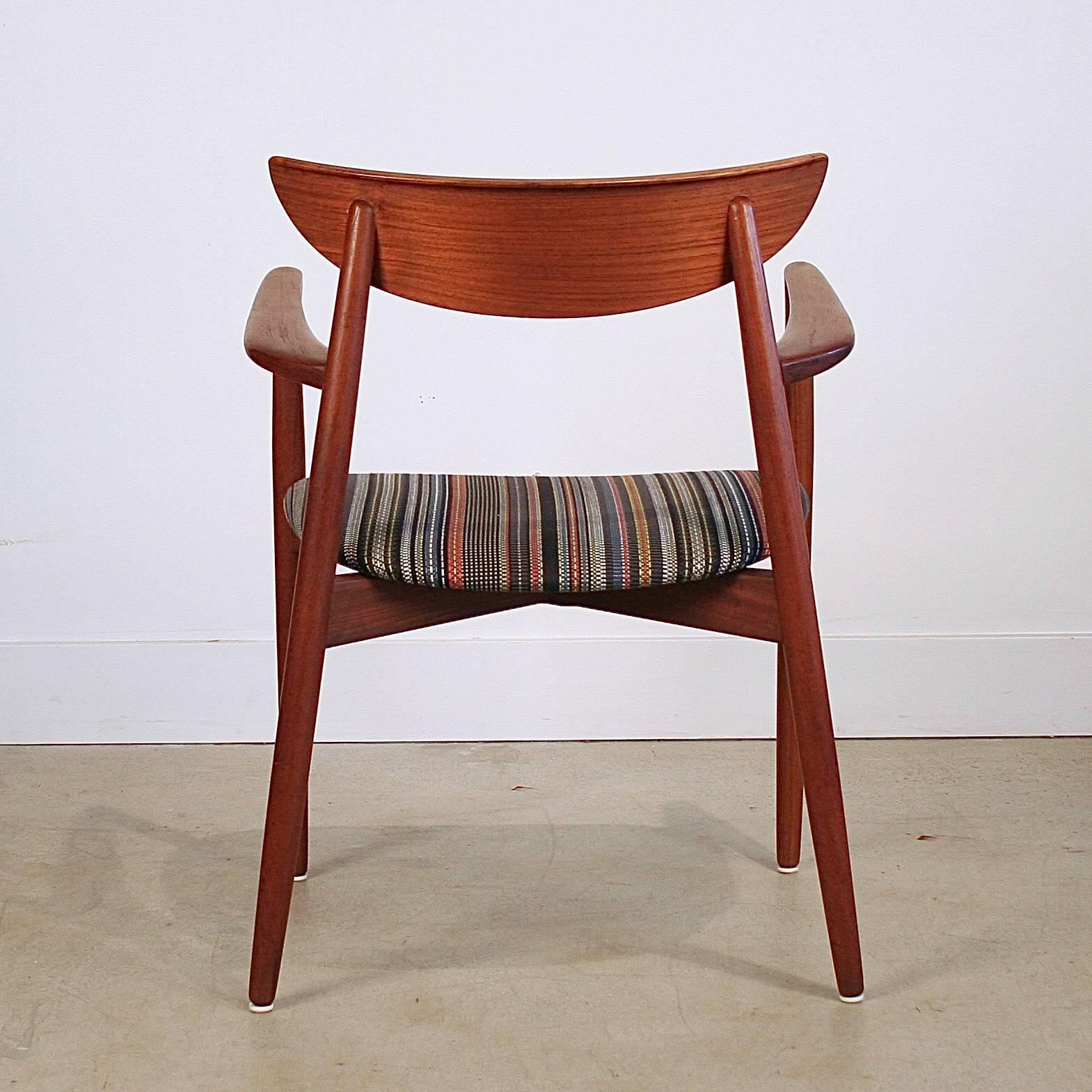 Vintage Danish Teak Carver Armchair In Excellent Condition For Sale In Vancouver, BC