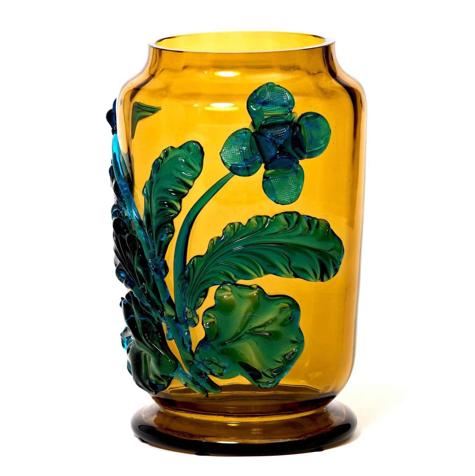 Stunning Moser Art Nouveau Vase  In Good Condition In New York, NY