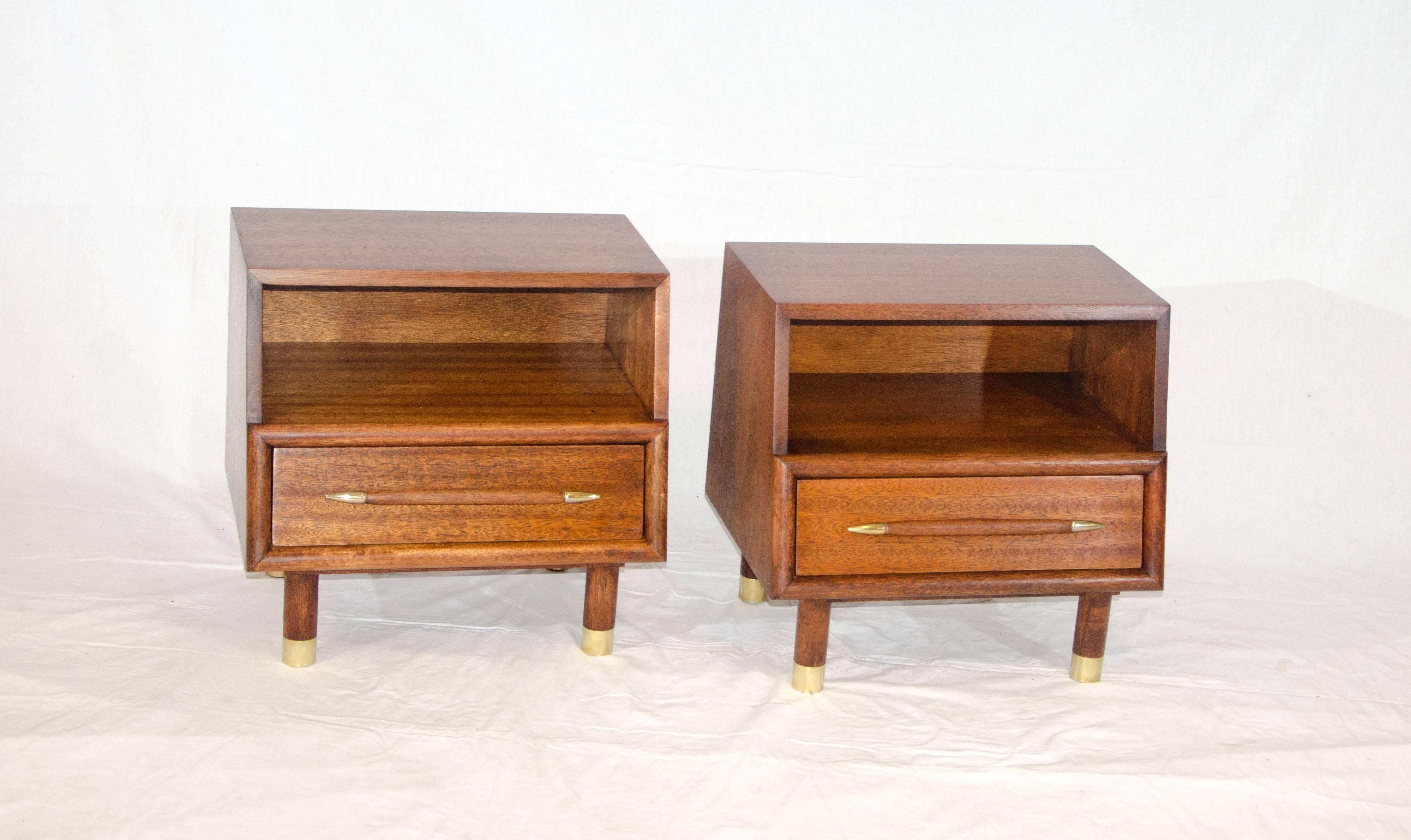 Nice pair of nightstands with an open 6 3/4