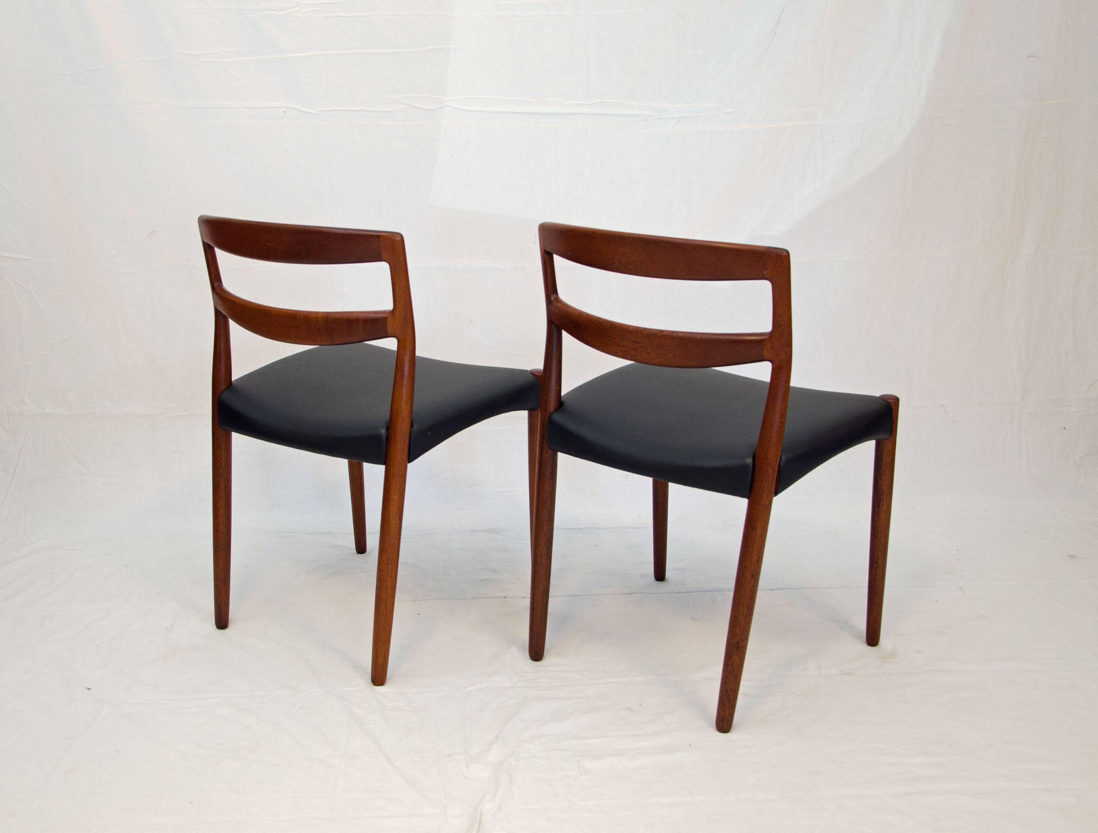 Pair of Danish Teak Dining or Accent Chairs, Willy Beck In Excellent Condition In Crockett, CA