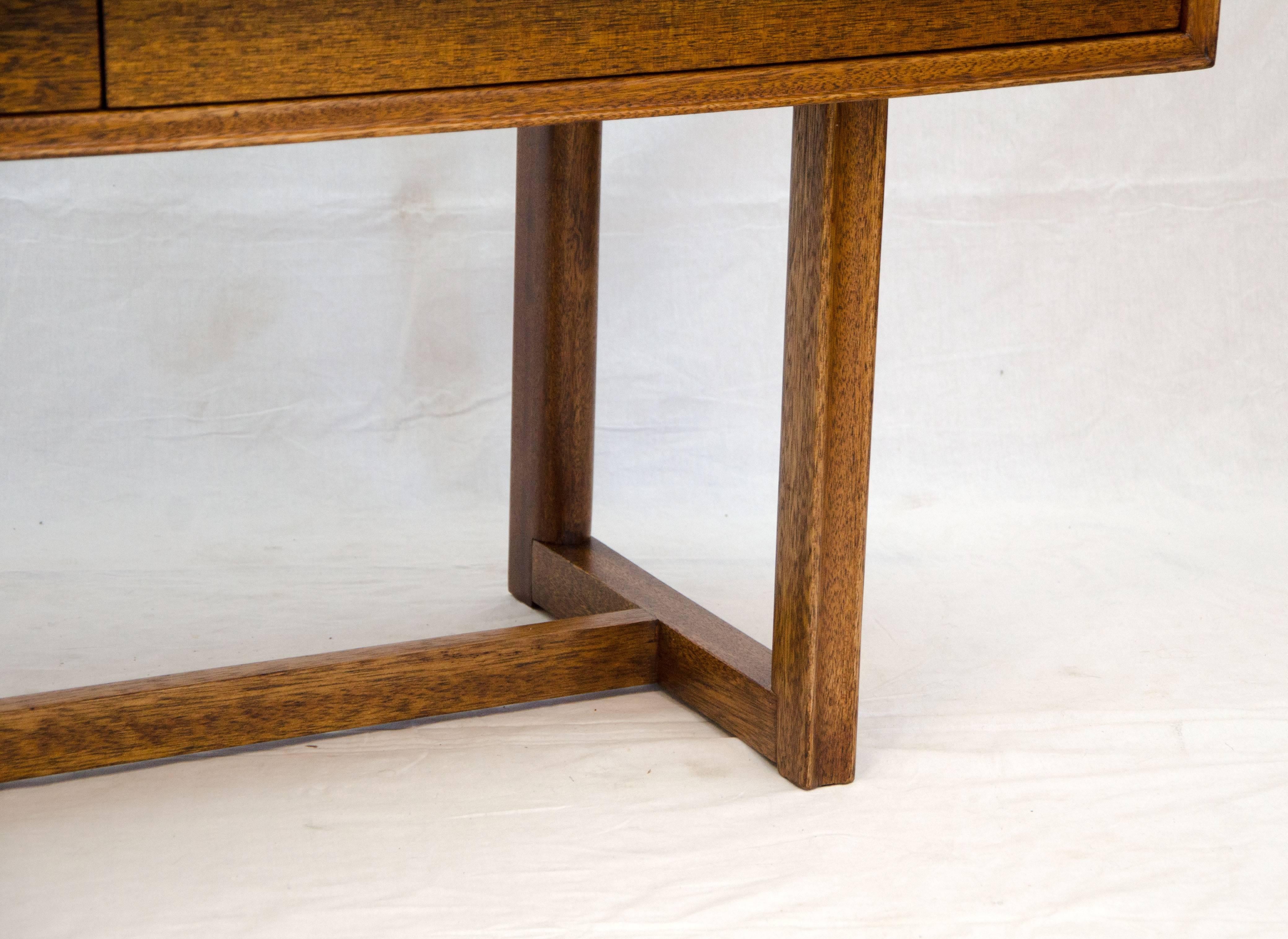 20th Century Console Buffet Table with Drawers. Paul Laszlo for Brown & Saltman of California