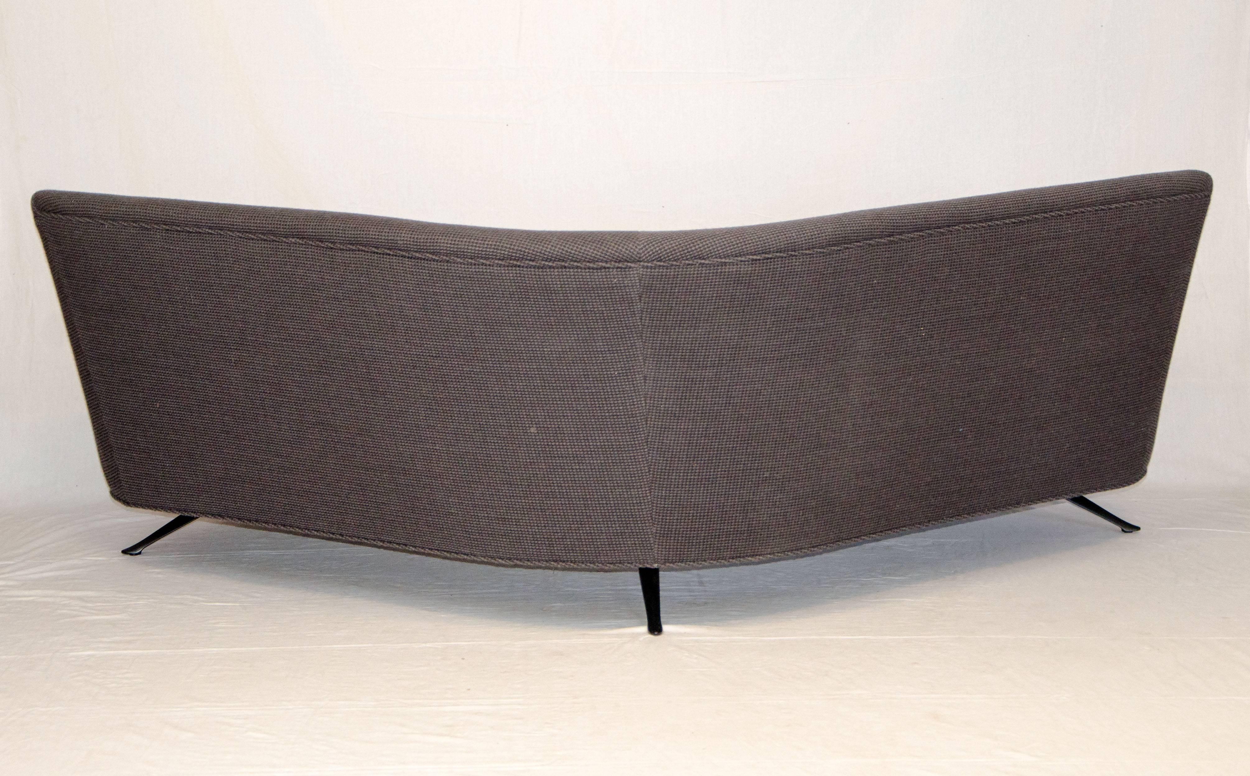 20th Century Italian Curved Sofa, Knoll Fabric, Attributed to Gio Ponti